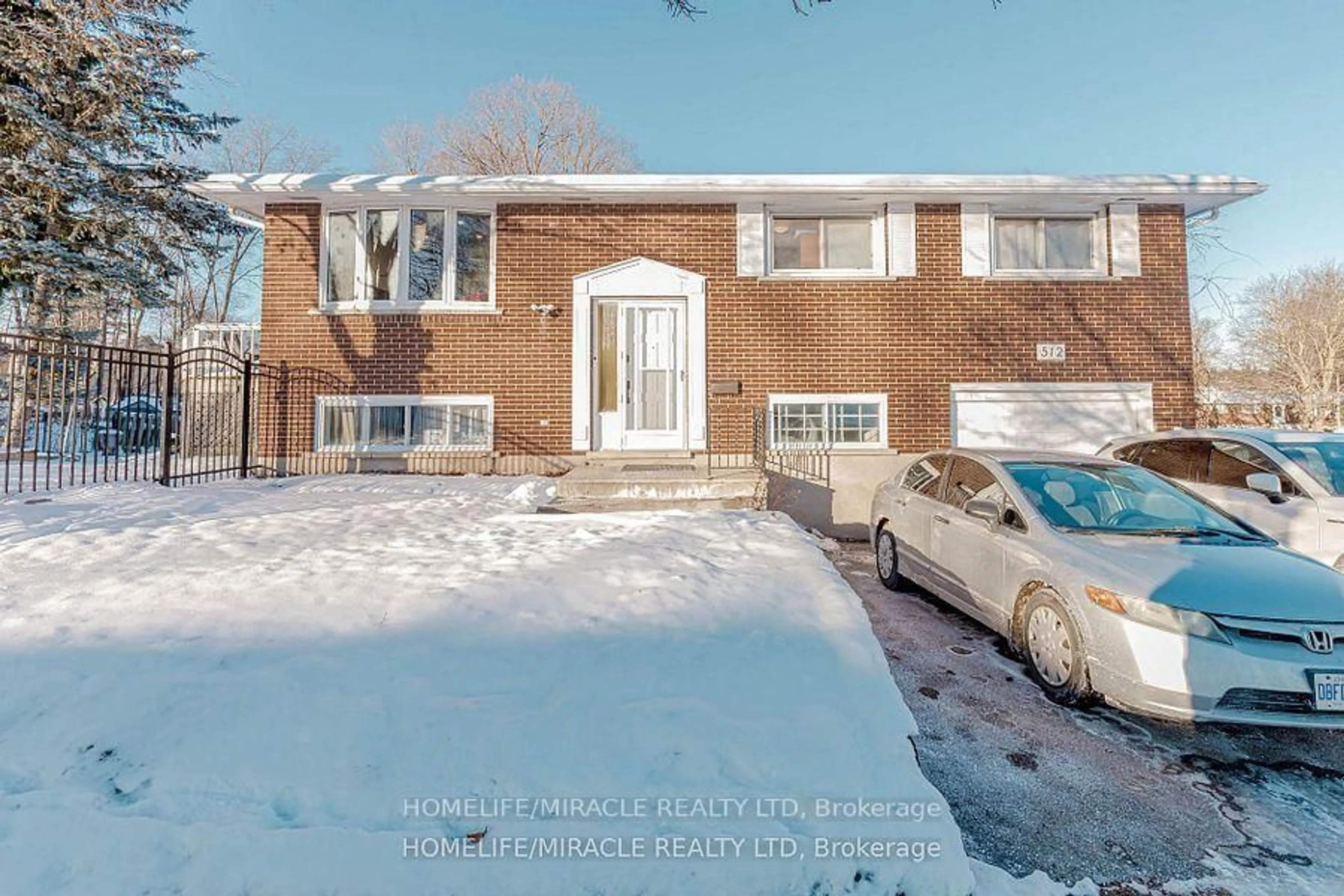 Home with brick exterior material, street for 512 Glendene Cres, Waterloo Ontario N2L 4P4