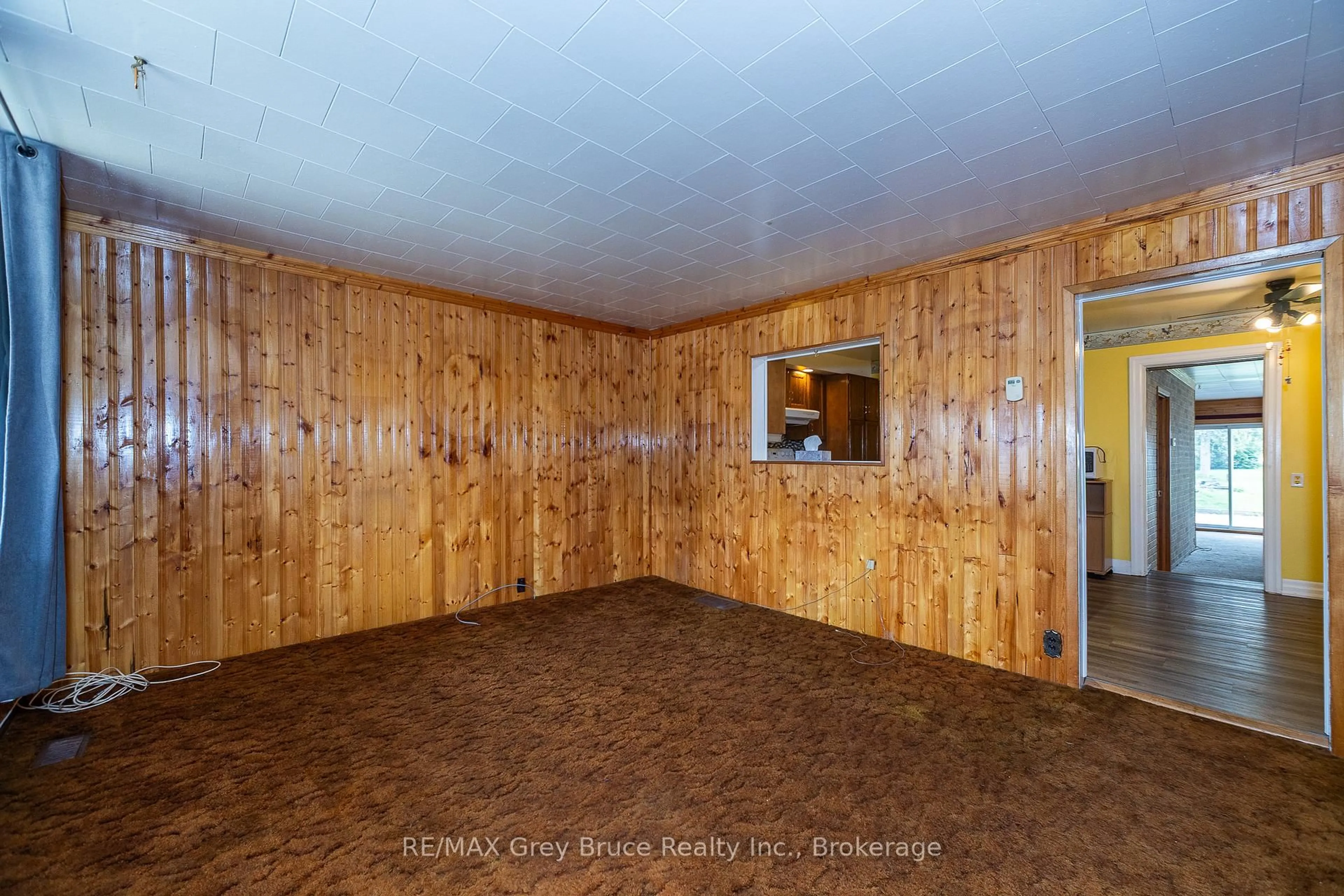 A pic of a room for 1881 6th Ave, Owen Sound Ontario N4K 2W1