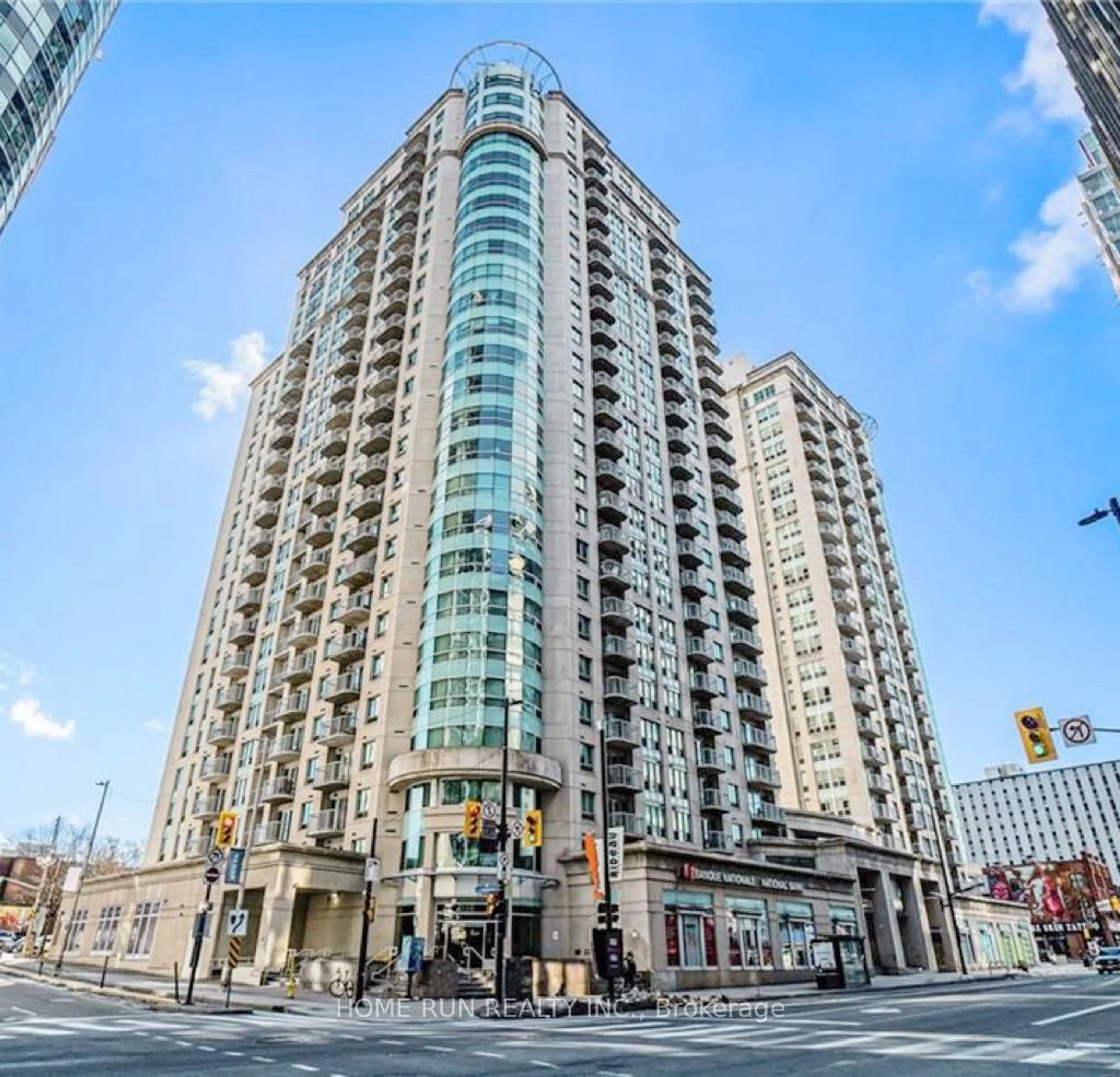 Unknown for 234 Rideau St #1506, Ottawa Ontario K1N 0A9