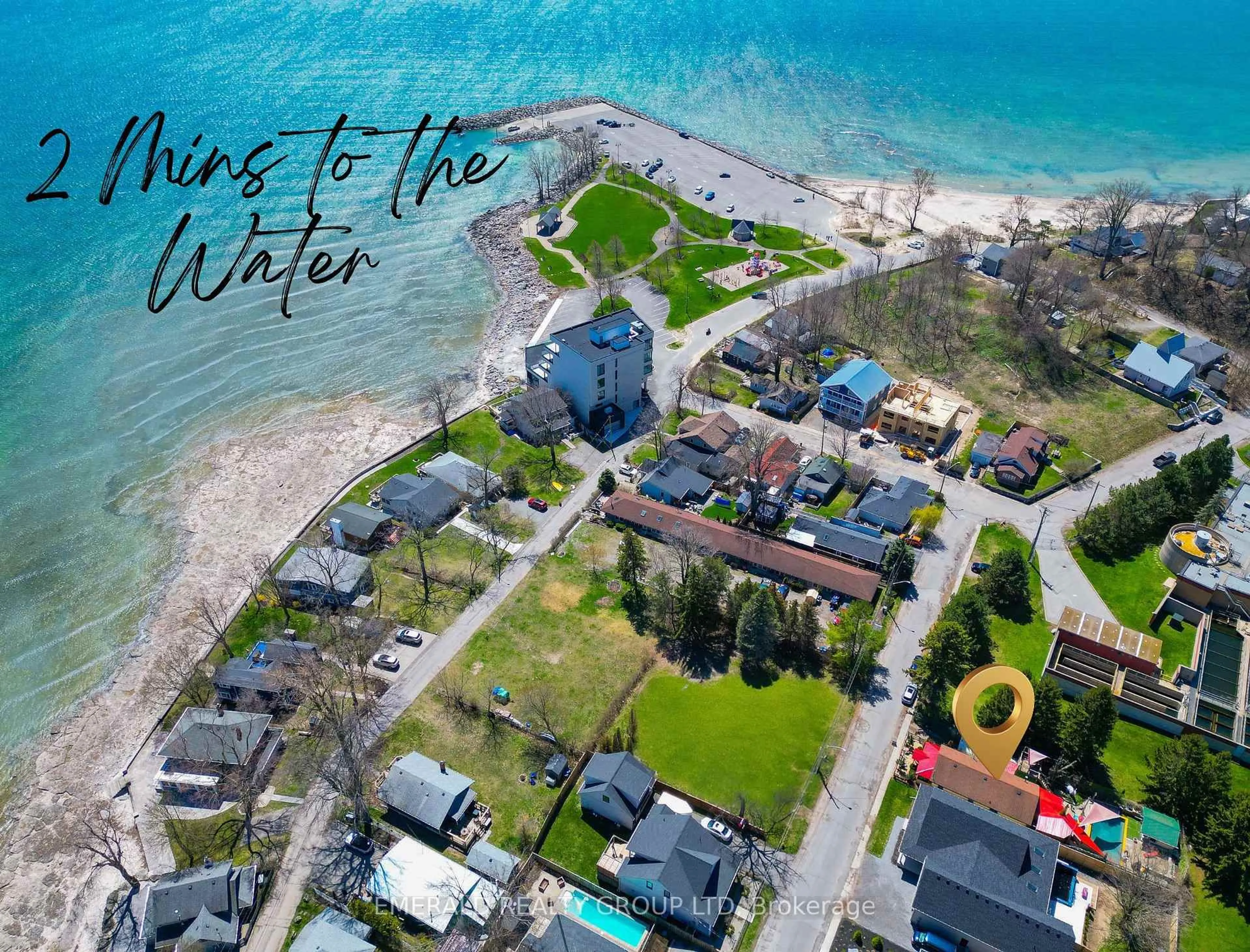 A pic from outside/outdoor area/front of a property/back of a property/a pic from drone, water/lake/river/ocean view for 3816 Crystal Beach Dr, Fort Erie Ontario L0S 1B0