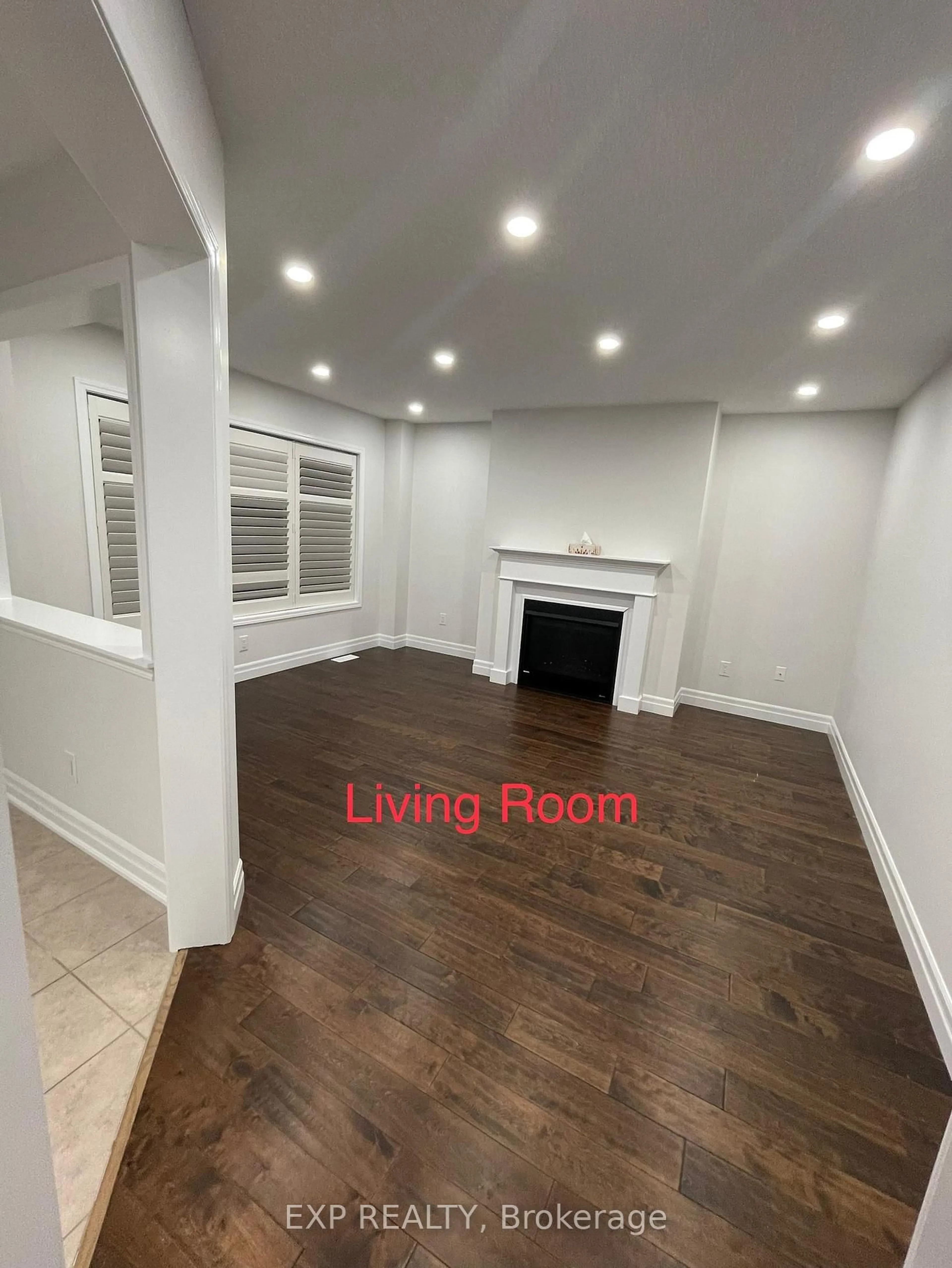 A pic of a room for 7738 Butternut Blvd, Niagara Falls Ontario L2H 0N7
