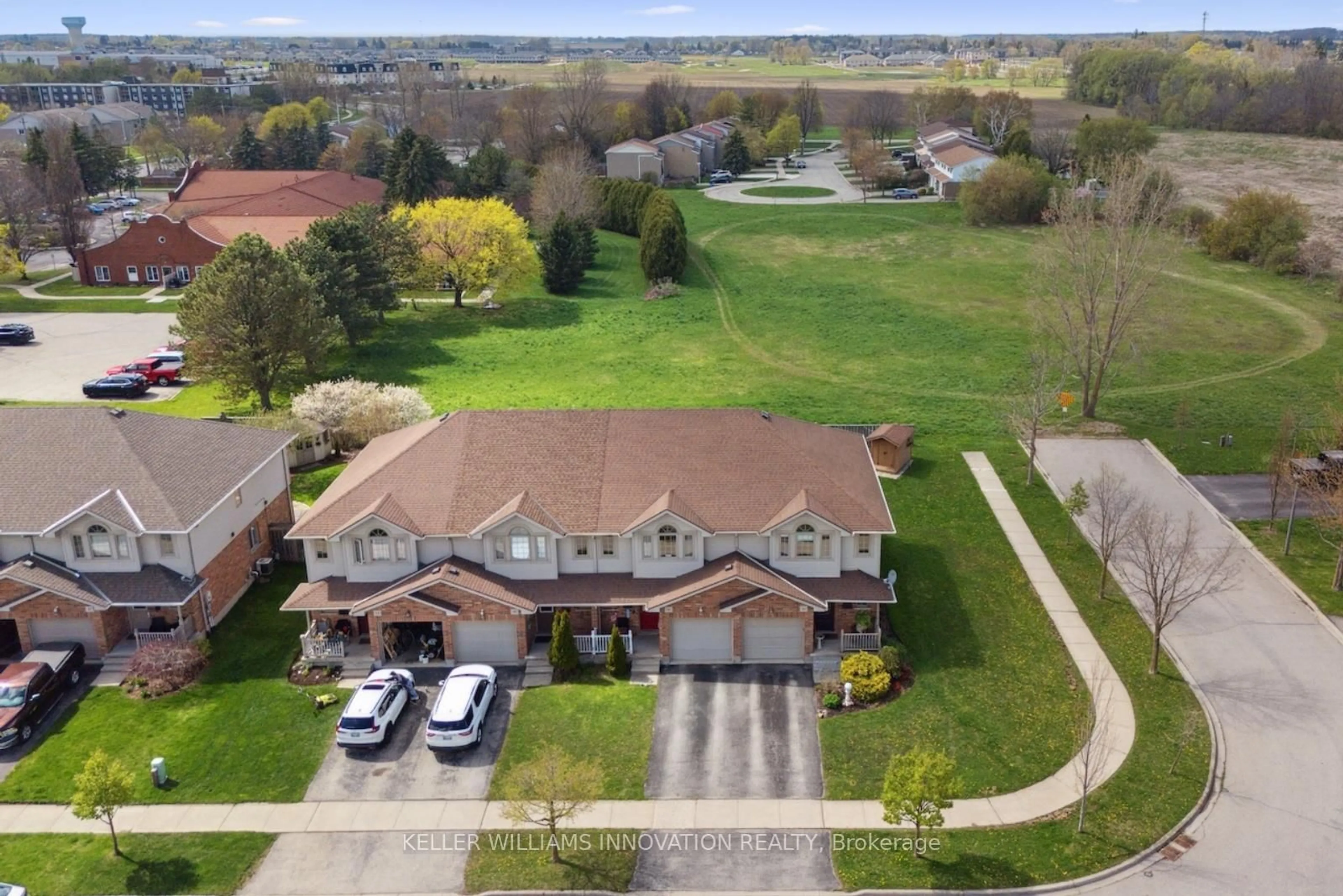 A pic from outside/outdoor area/front of a property/back of a property/a pic from drone, street for 40 Hyde Rd, Stratford Ontario N5A 7Z4
