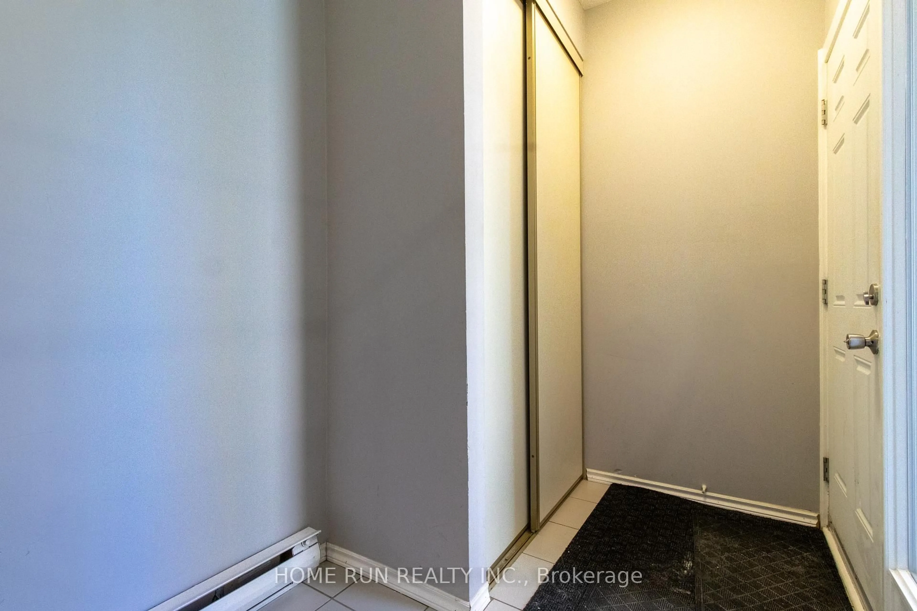 A pic of a room for 2610 DRAPER Ave #22, Ottawa Ontario K2H 8X8