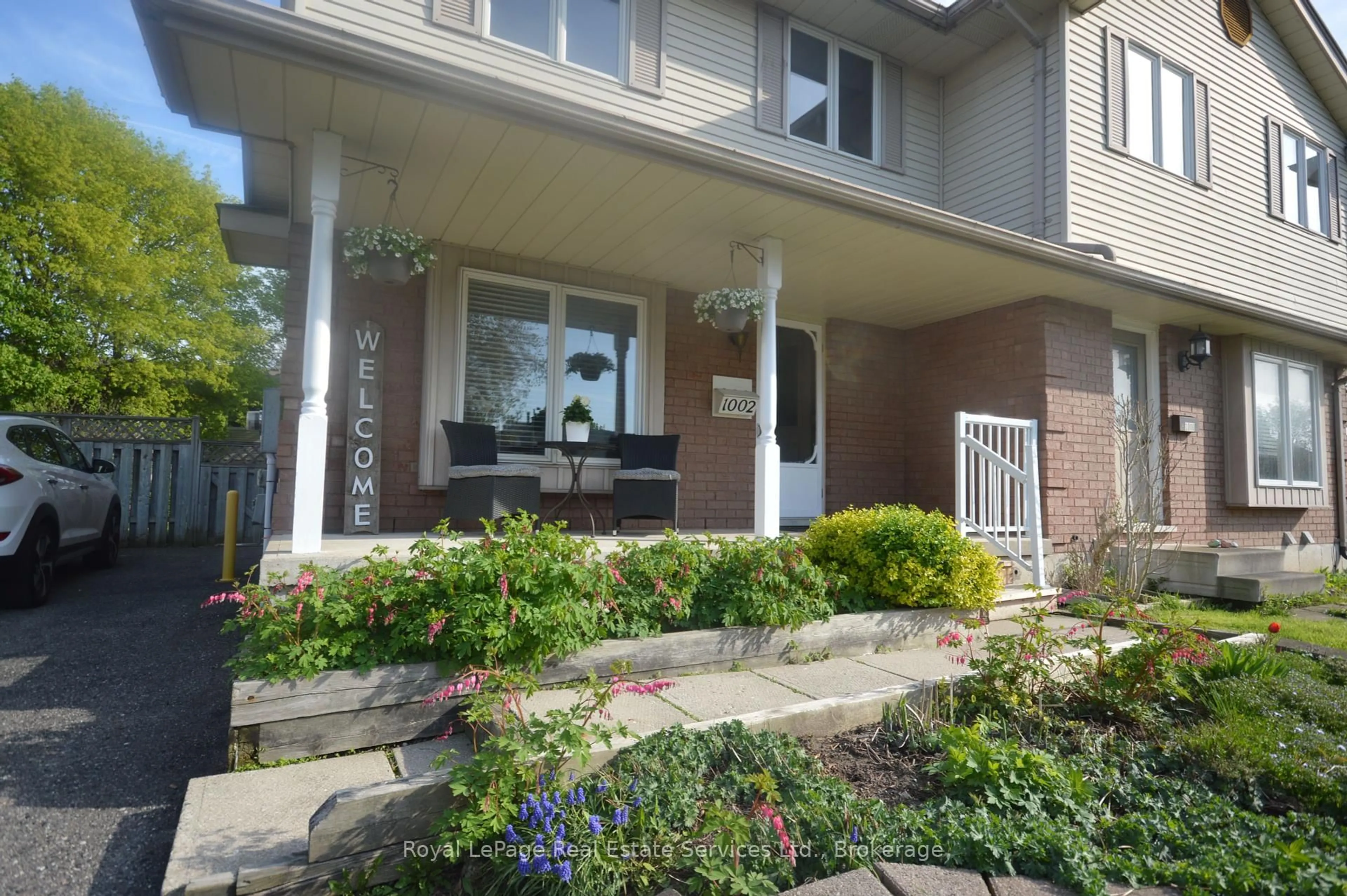 Patio, street for 1002 CREE Ave, Woodstock Ontario N4T 1A2