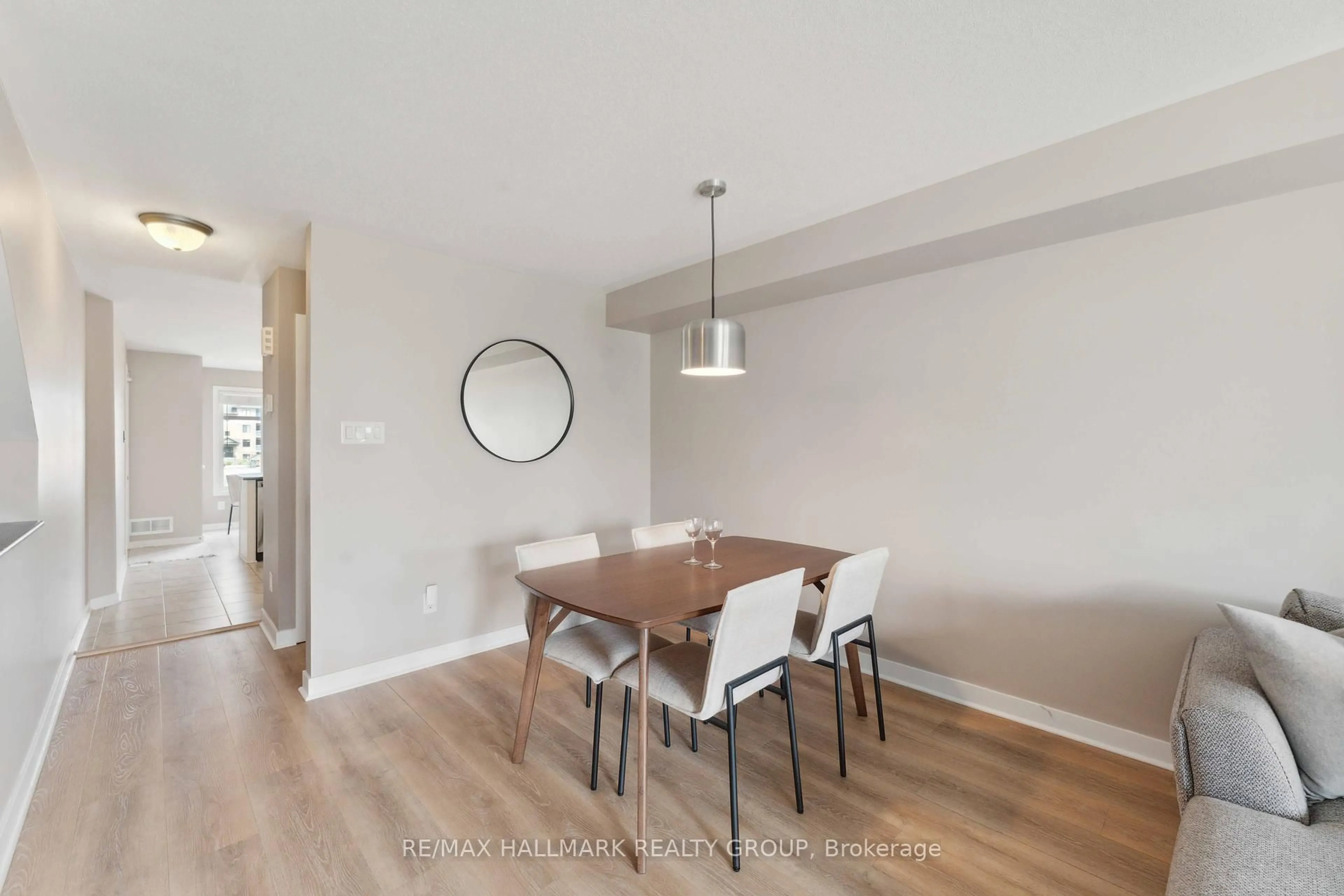 Dining room, wood/laminate floor for 162 Bluestone Private #14, Ottawa Ontario K4A 0X7