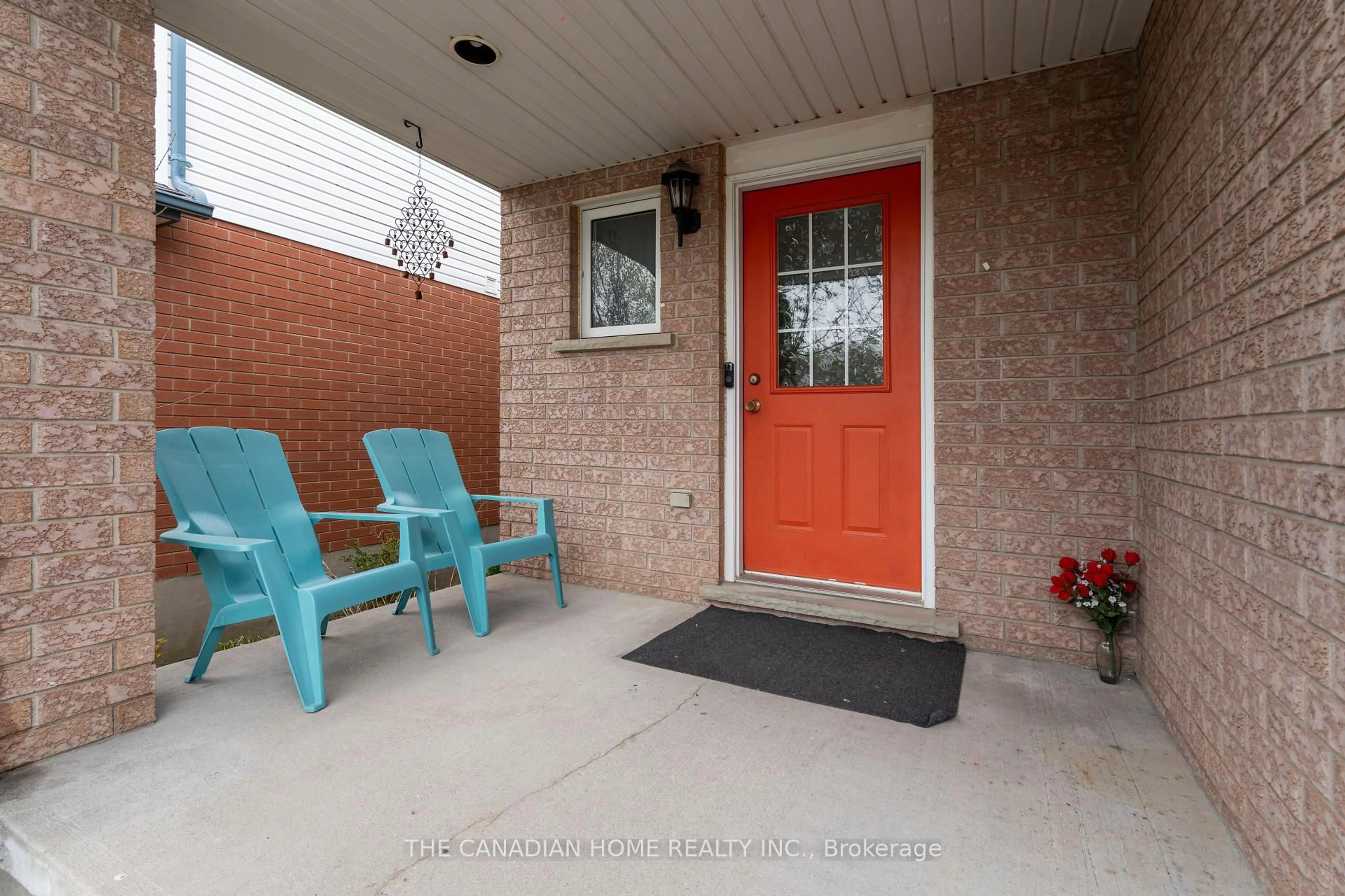 Patio, street for 14 Bush Clover Cres, Kitchener Ontario N2E 2P9