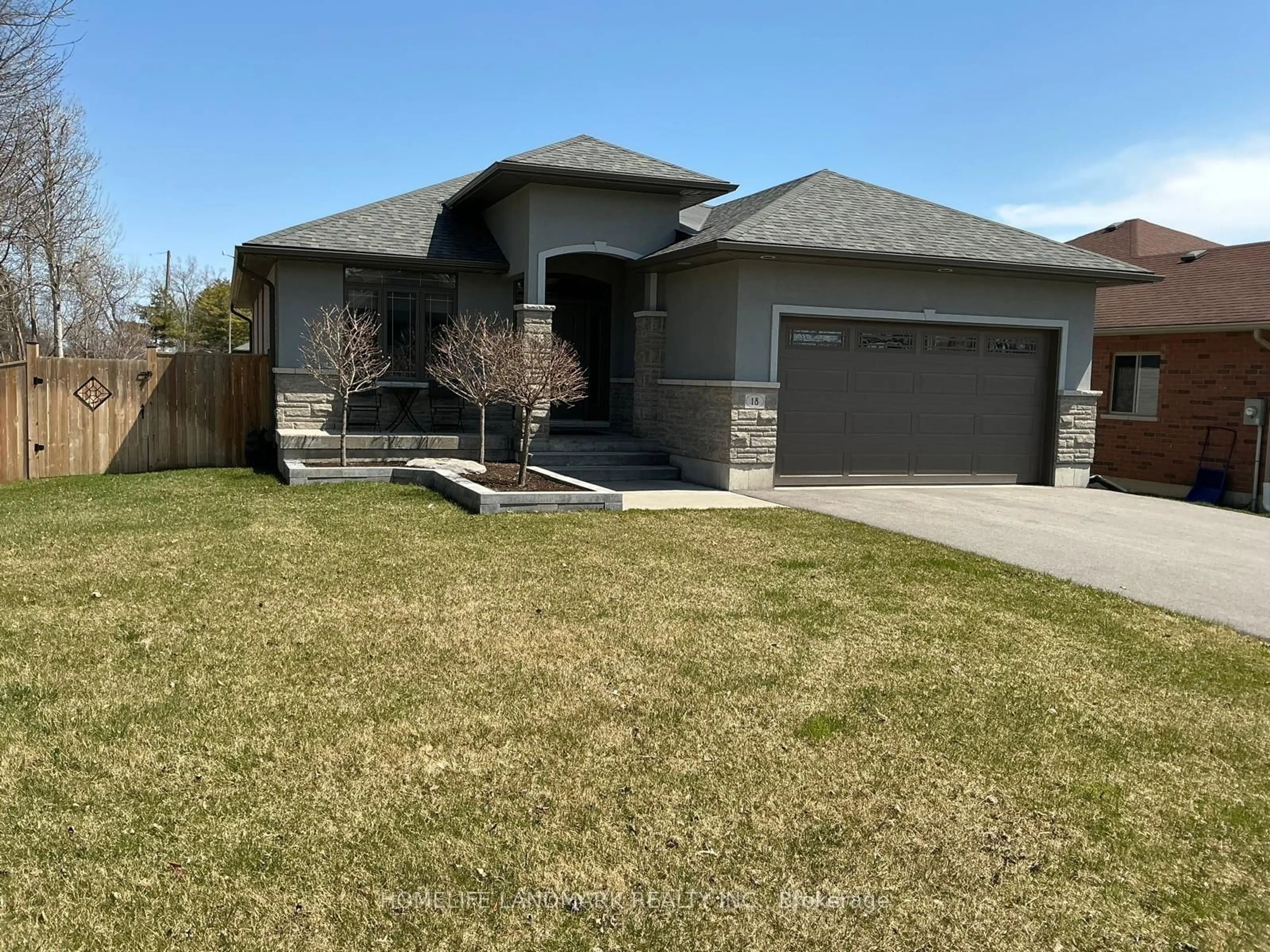 Unknown for 18 Lakewood Cres, Ingleside Ontario K8V 5P4