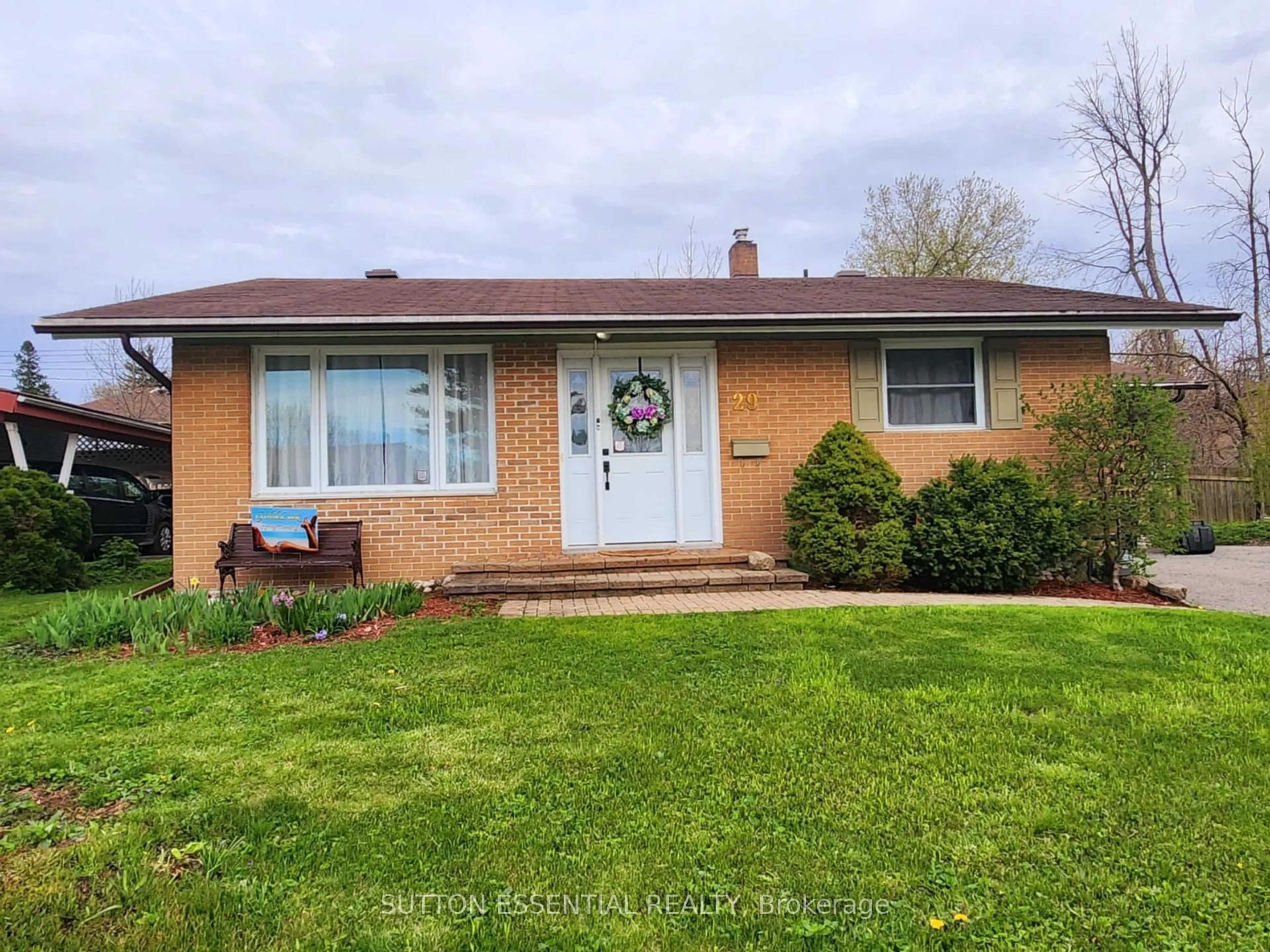 Home with brick exterior material, street for 29 Winters Crt, Brockville Ontario K6V 1T8