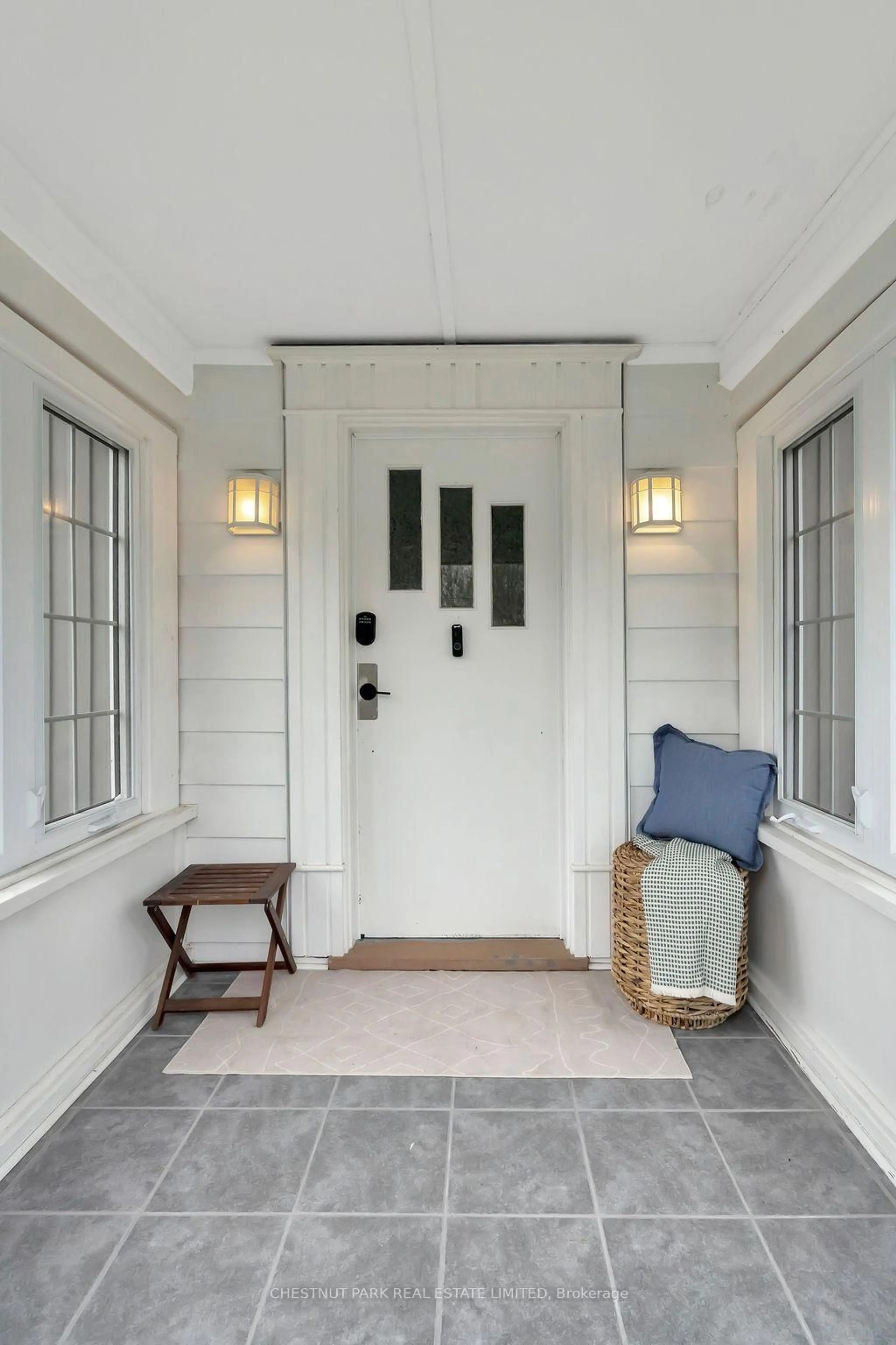 Indoor entryway for 22 Division St, Cramahe Ontario K0K 1S0