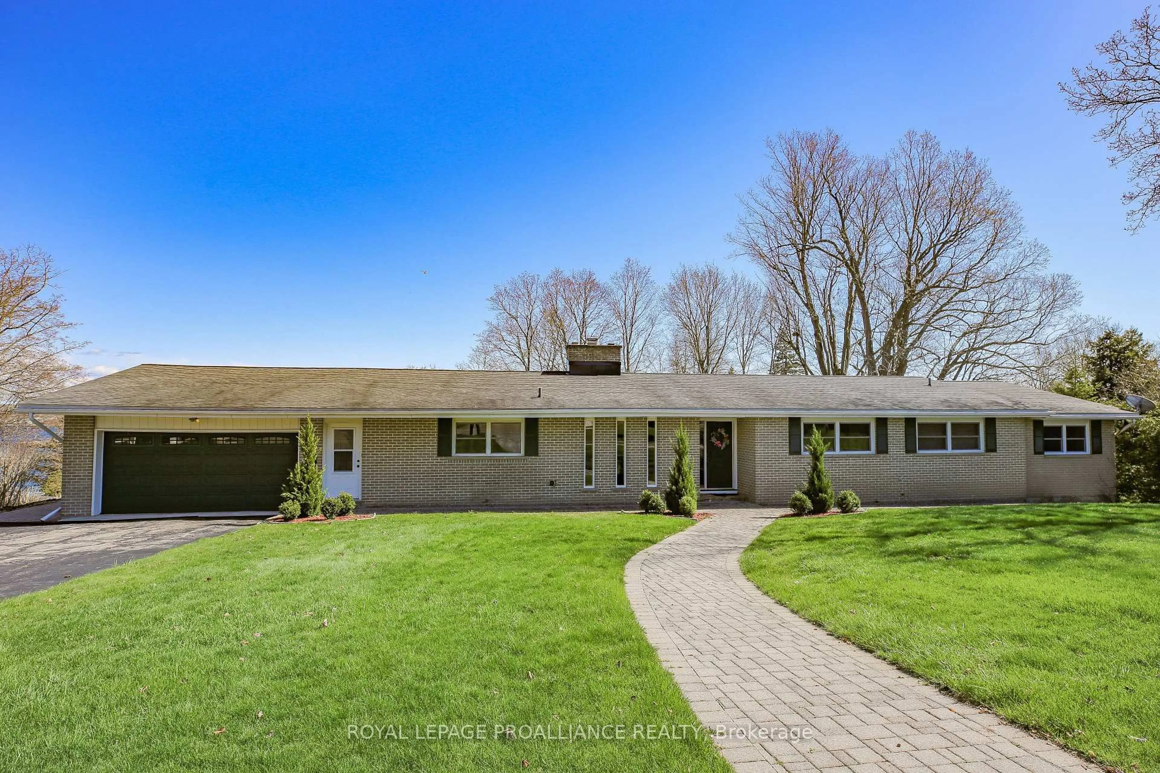 Home with brick exterior material, street for 3 East Fulford Pl, Brockville Ontario K6V 2Z9