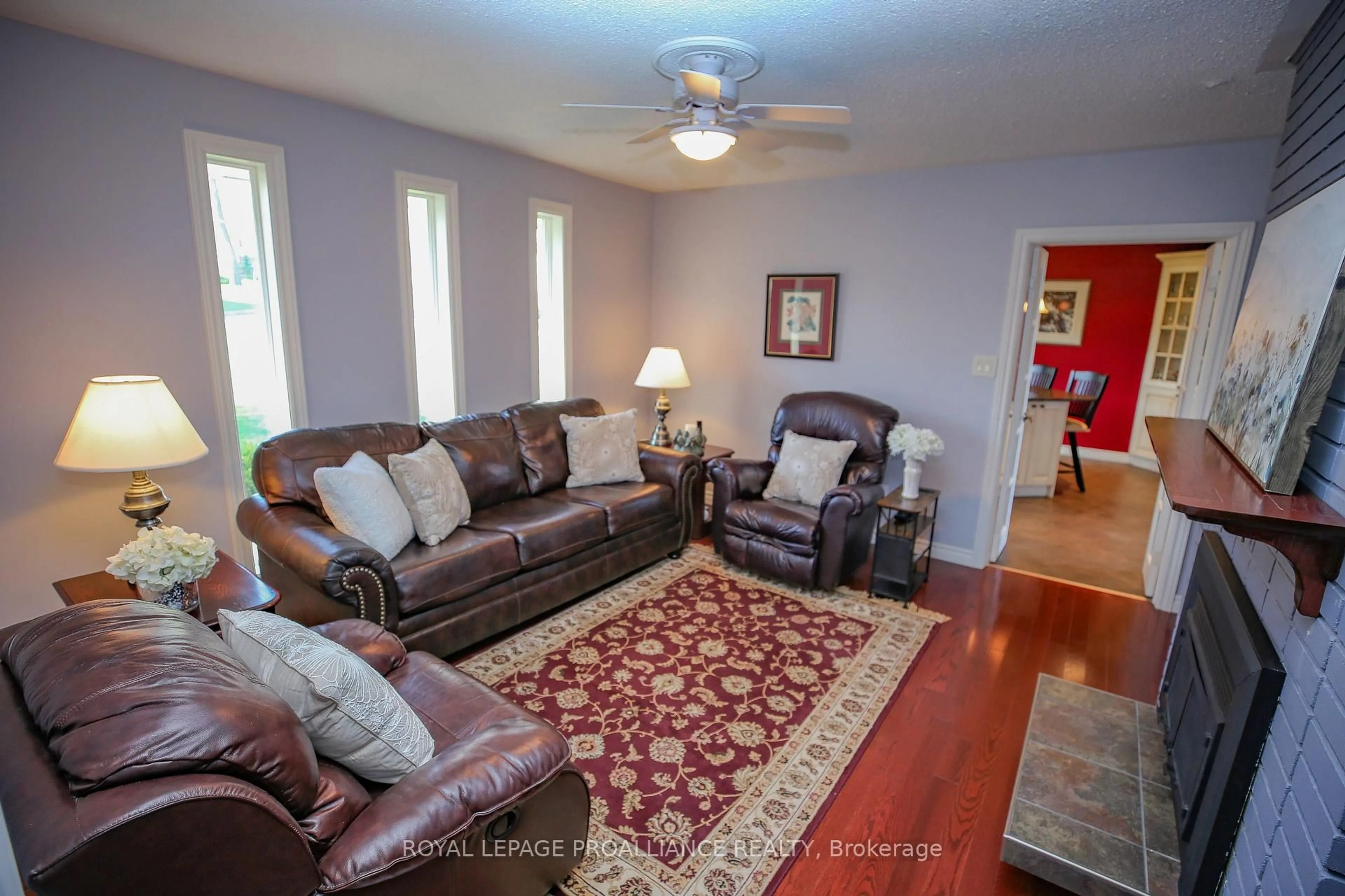Living room with furniture, unknown for 3 East Fulford Pl, Brockville Ontario K6V 2Z9