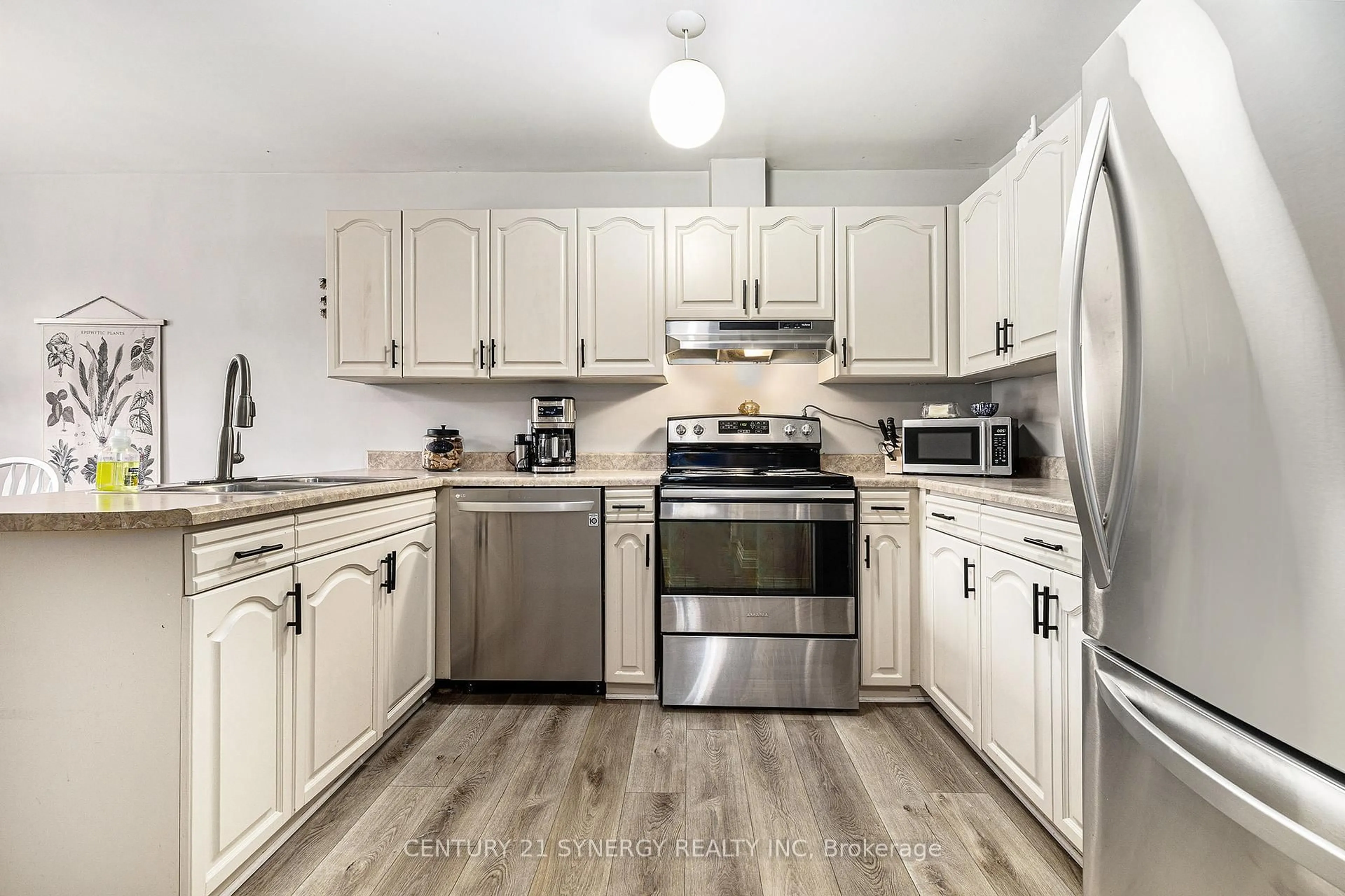 Unknown for 502 Stratas Crt #37, Kanata Ontario K2L 3K7