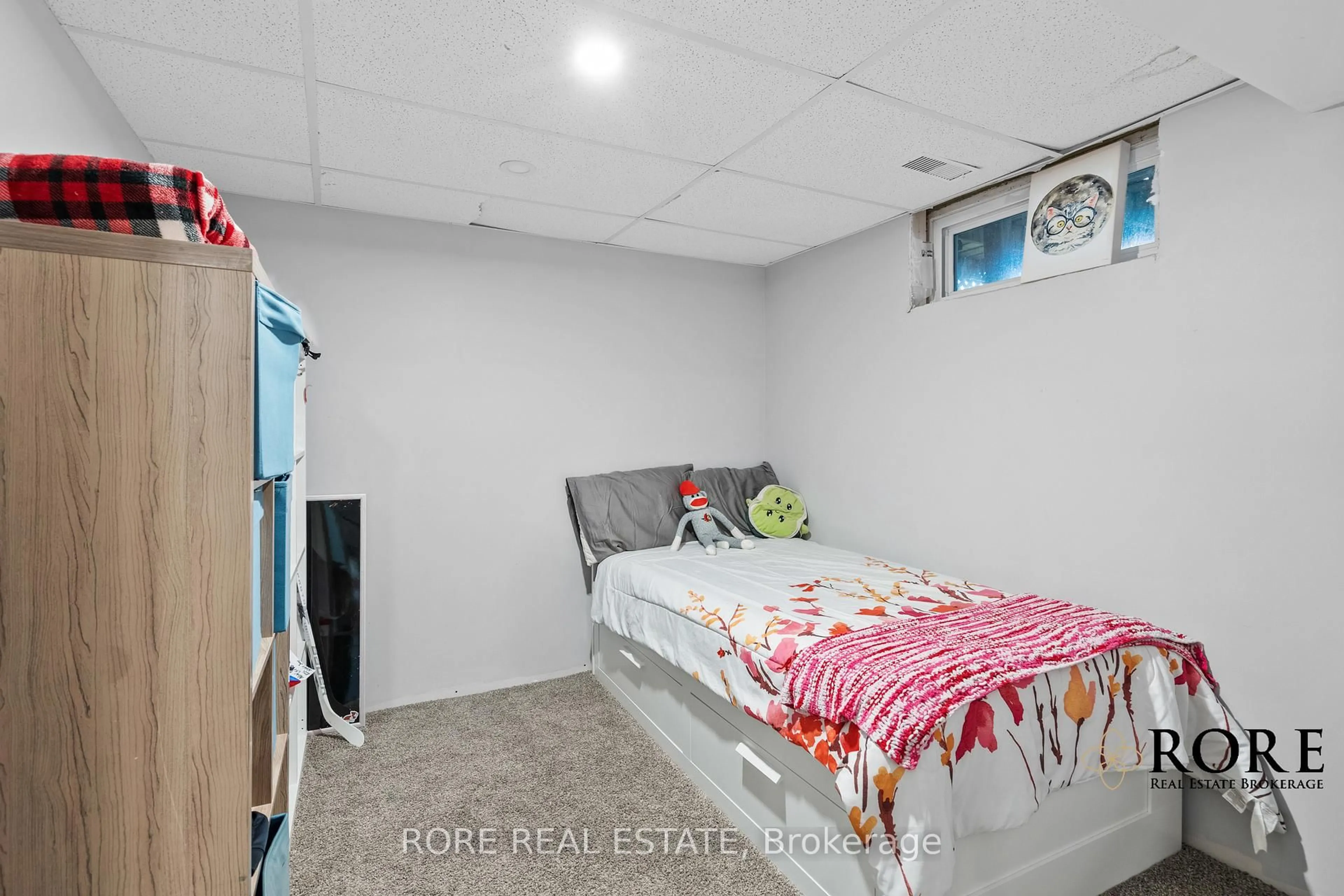 A pic of a room for 447 David St, Welland Ontario L3B 2B7
