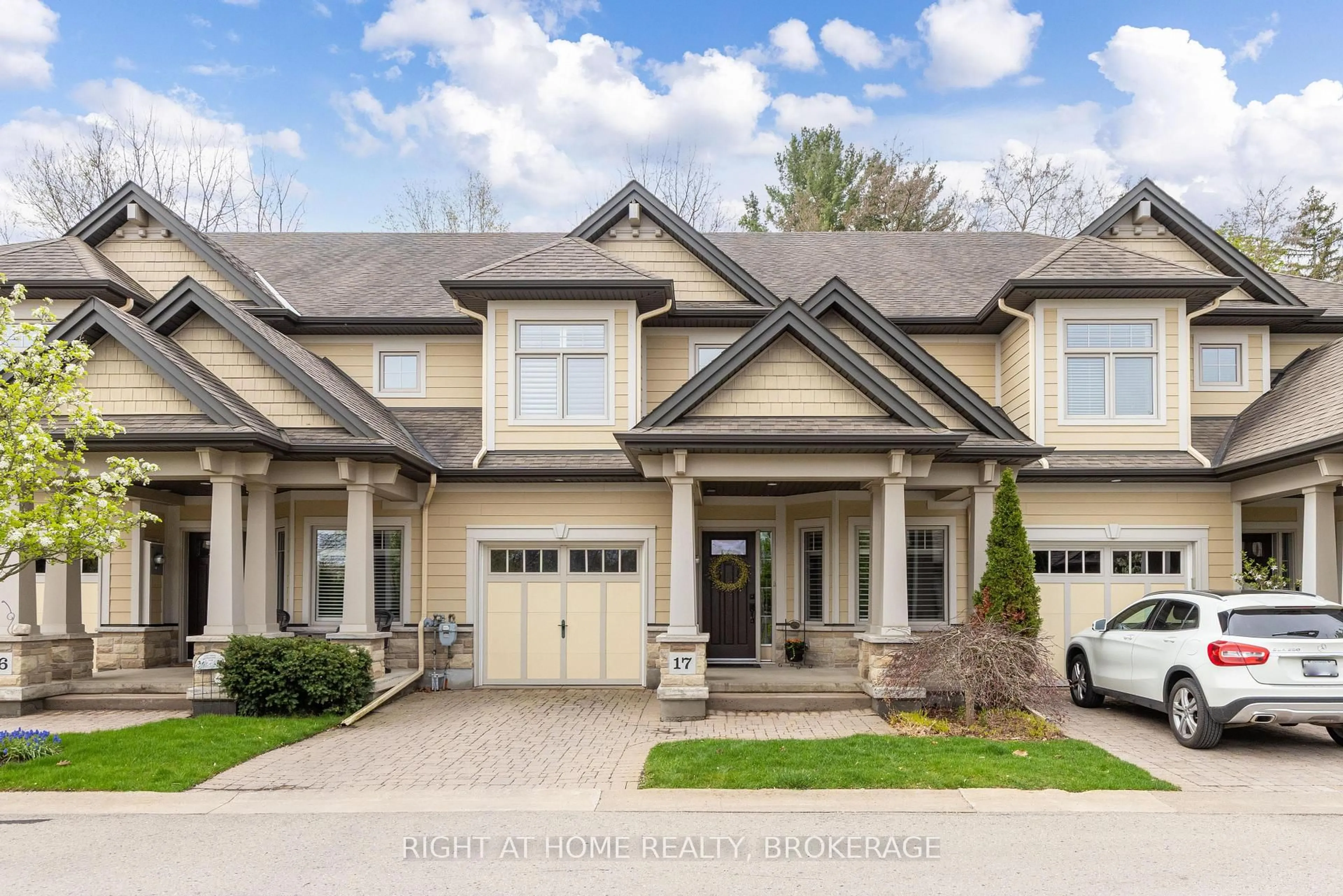 Home with brick exterior material, street for 2880 King St #17, Lincoln Ontario L0R 1S0