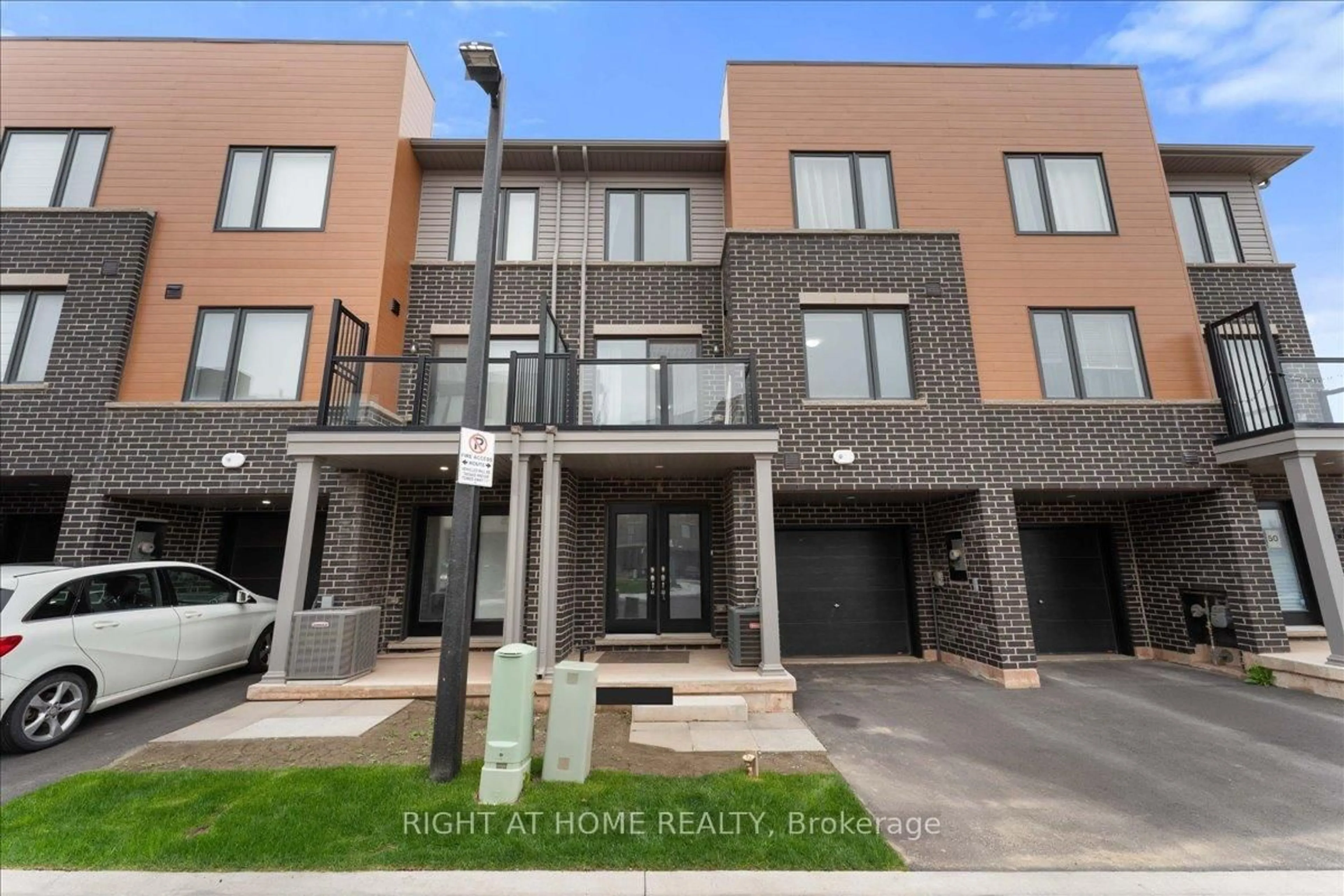 Unknown for 52 Dryden Lane, Hamilton Ontario L8H 0B6