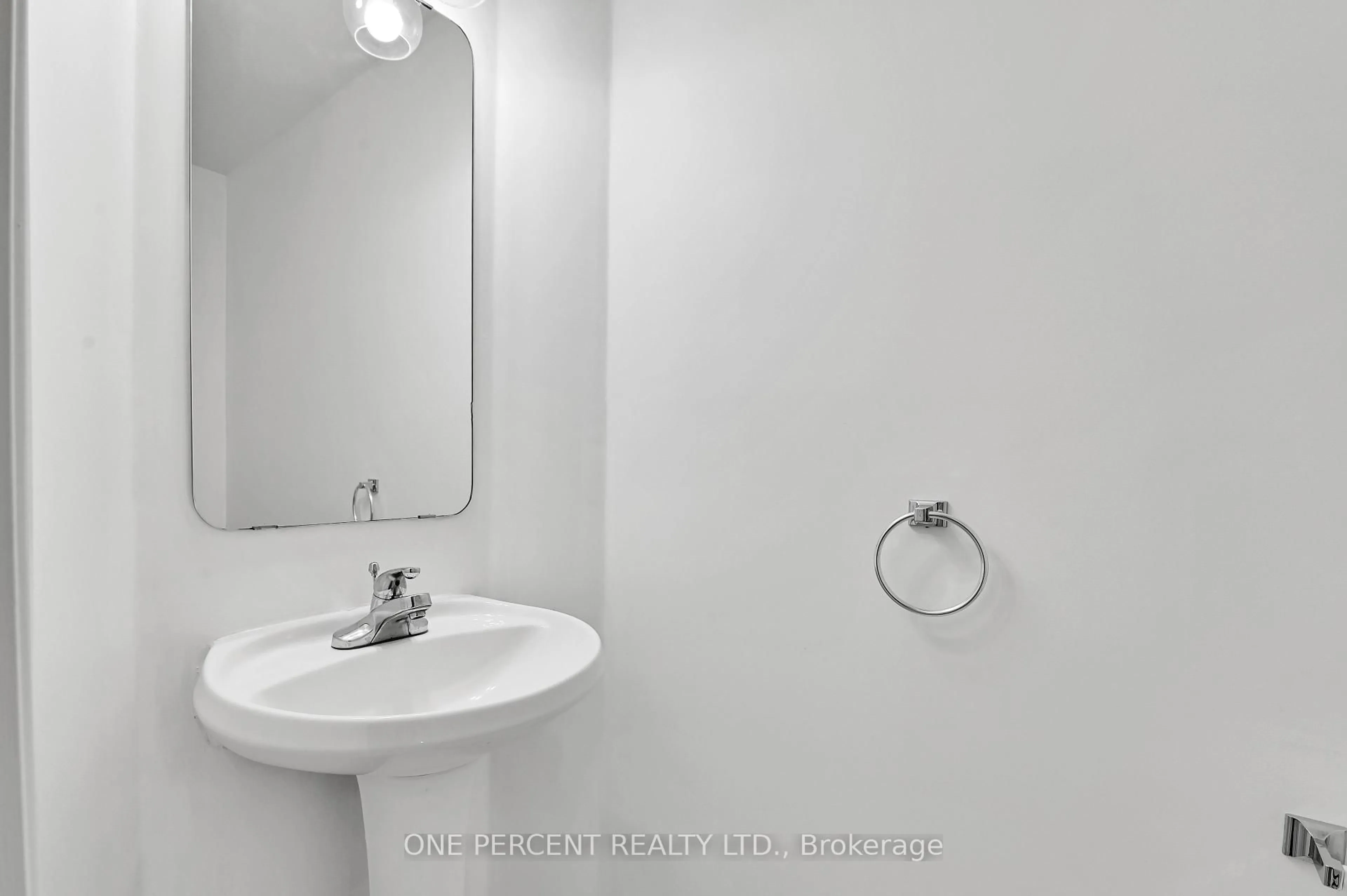 Standard bathroom, floor is not visible for 3356 McCarthy Rd, Ottawa Ontario K1V 1Z6