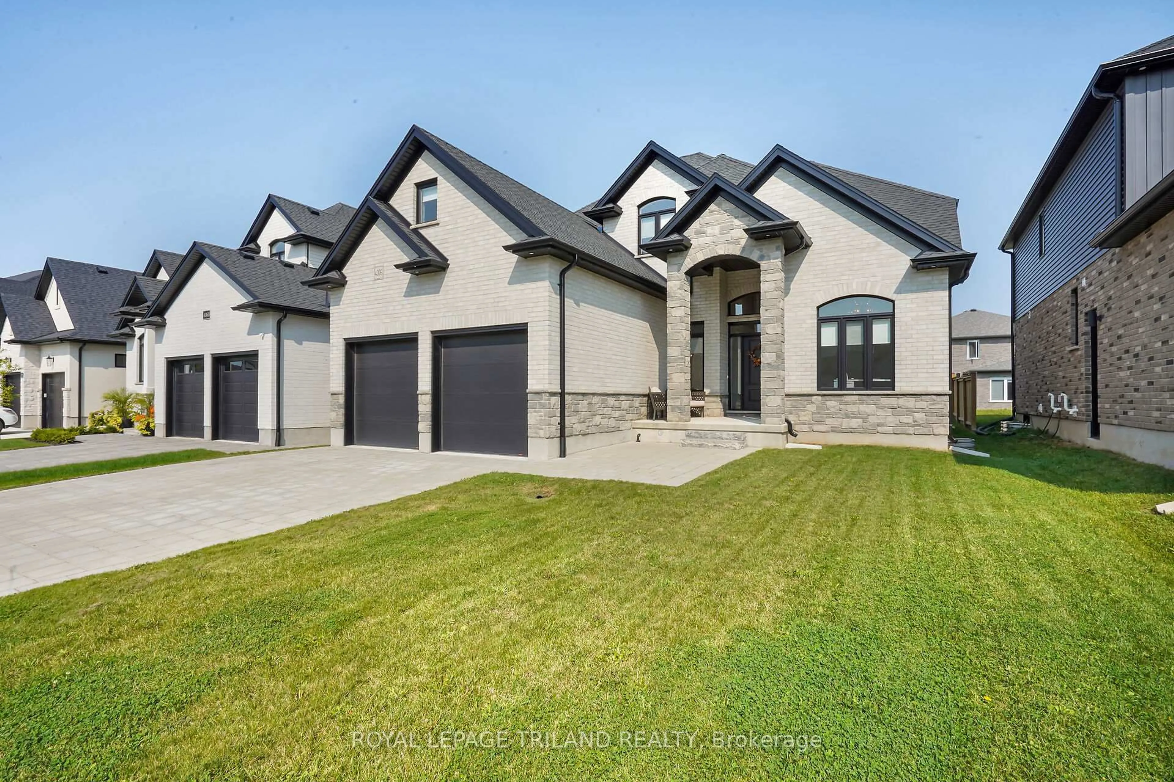Home with brick exterior material, street for 4076 Sugarmaple Crossing, London South Ontario N6P 1A4