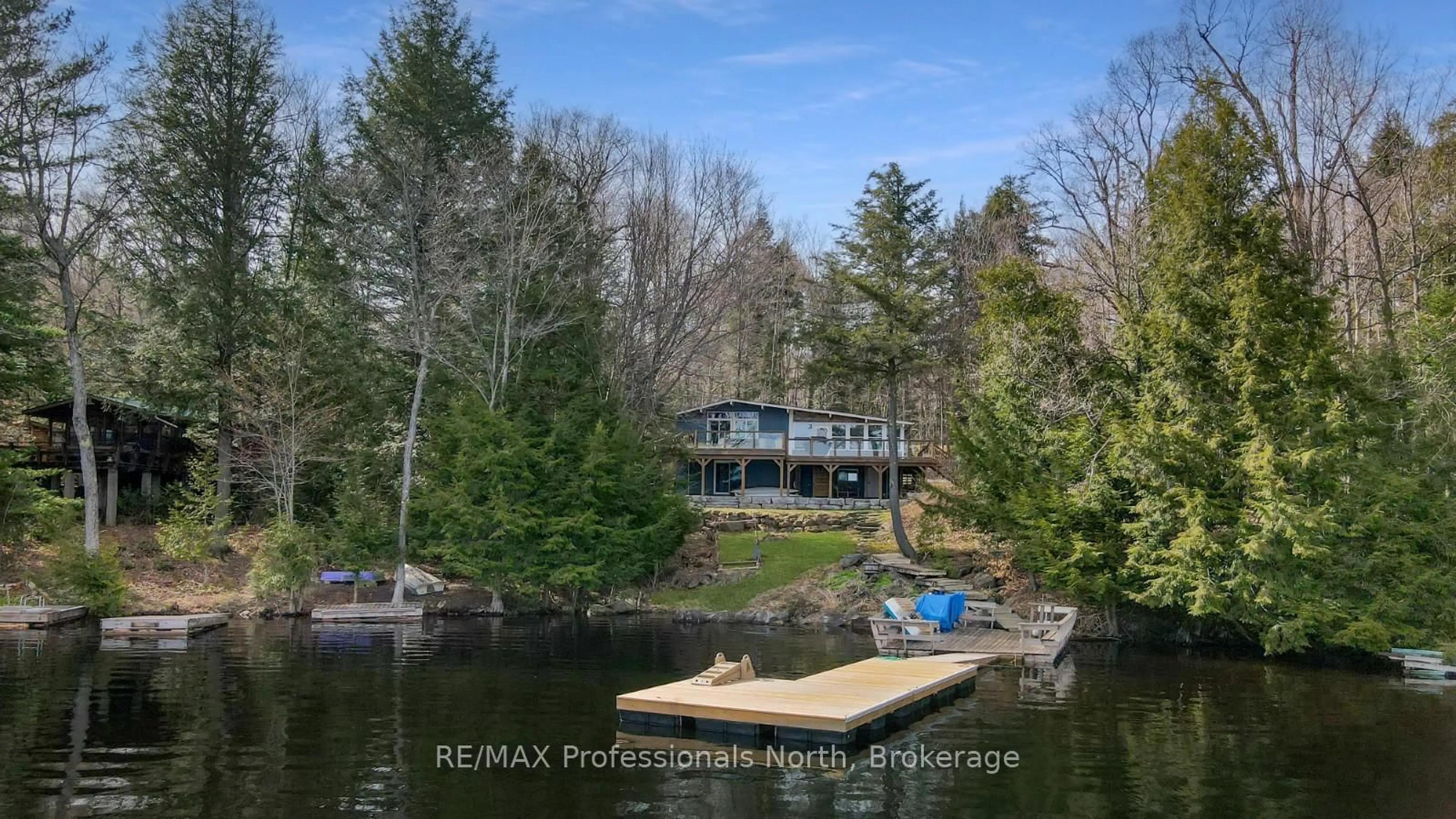 A pic from outside/outdoor area/front of a property/back of a property/a pic from drone, water/lake/river/ocean view for 2787 Watts Rd, Dysart et al Ontario K0M 1S0