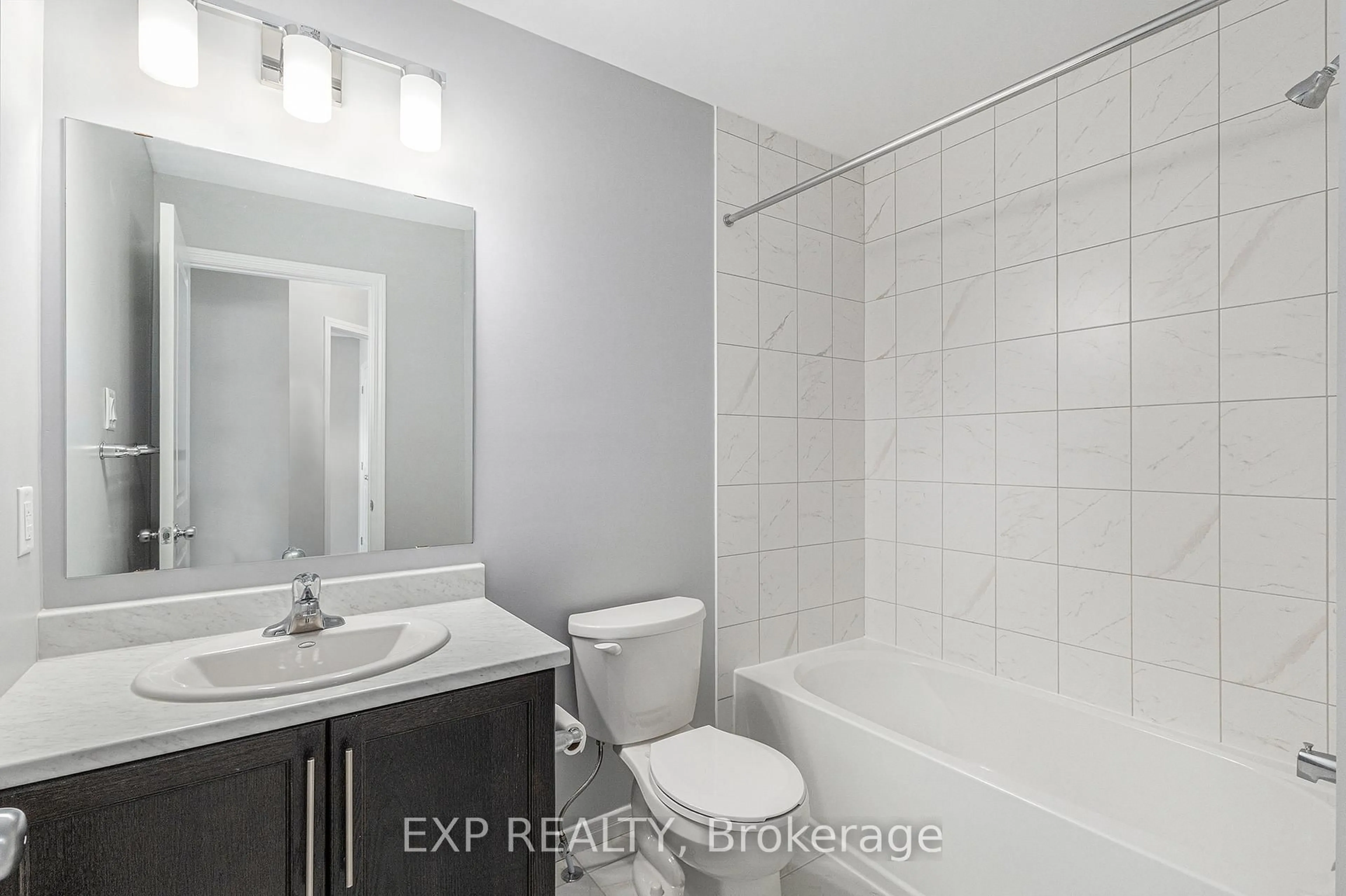 Standard bathroom, ceramic/tile floor for 379 Cope Dr, Ottawa Ontario K2V 0P7