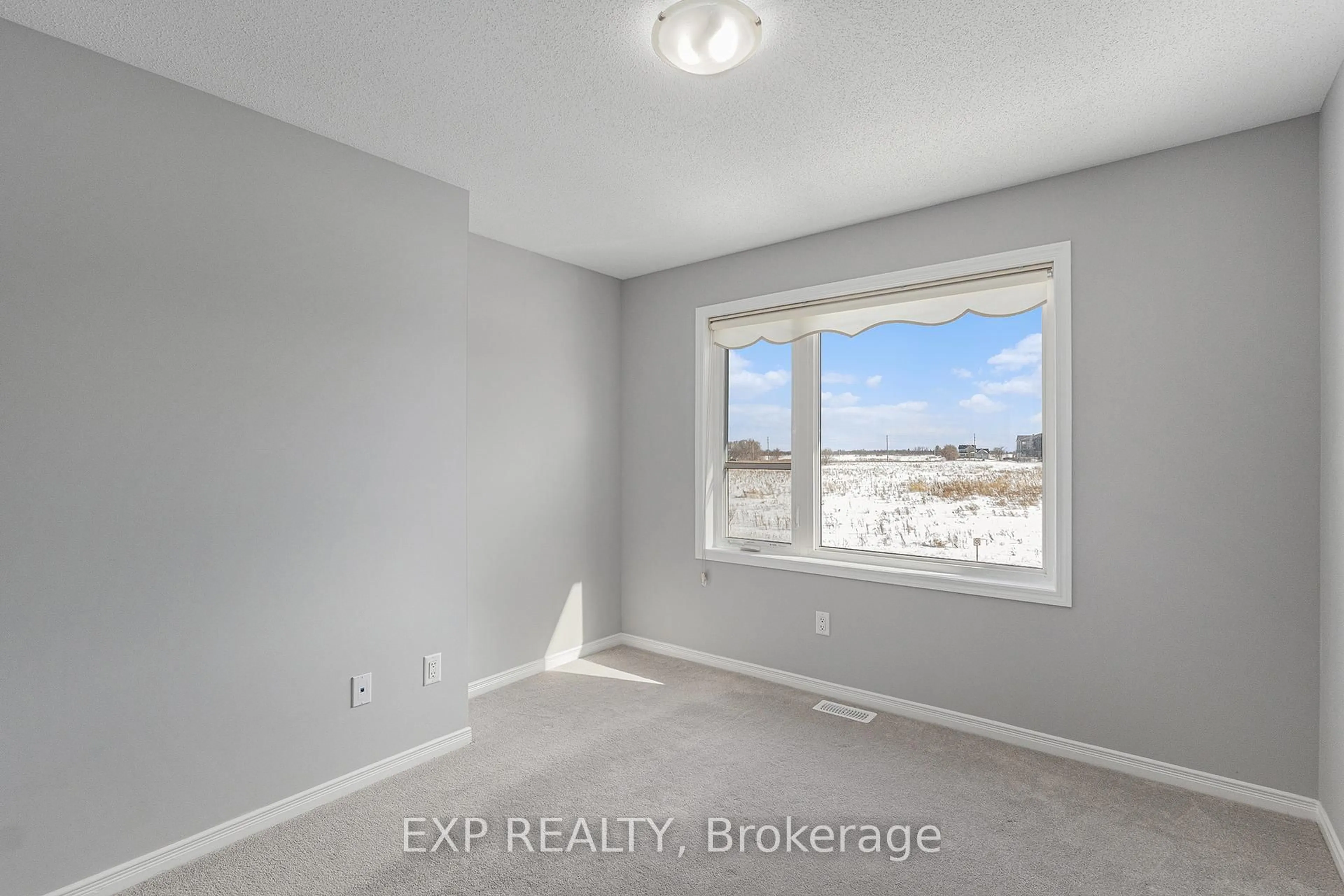 A pic of a room for 379 Cope Dr, Ottawa Ontario K2V 0P7