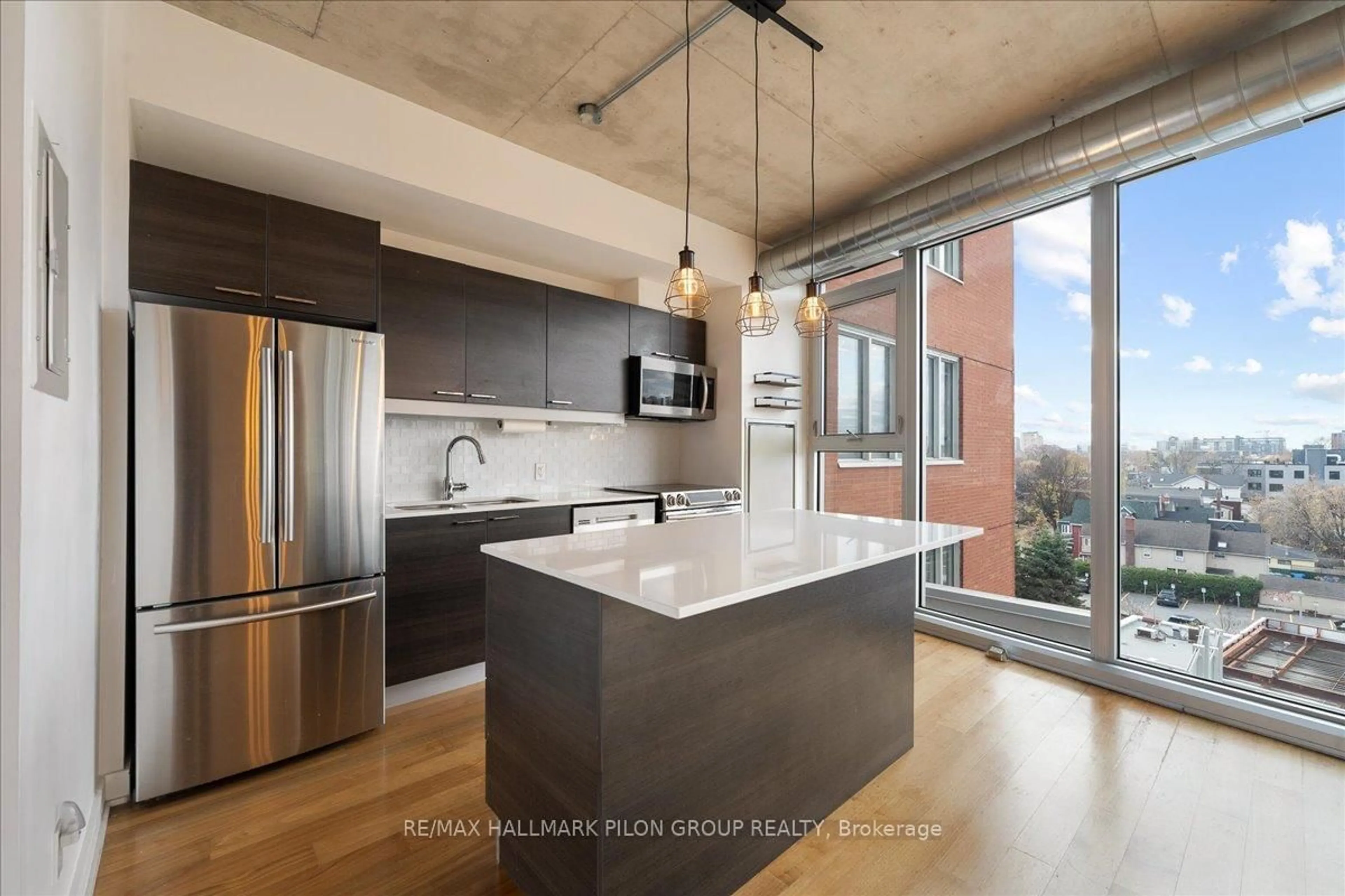 Open concept kitchen, unknown for 349 Mcleod St #527, Ottawa Ontario K2P 0S1