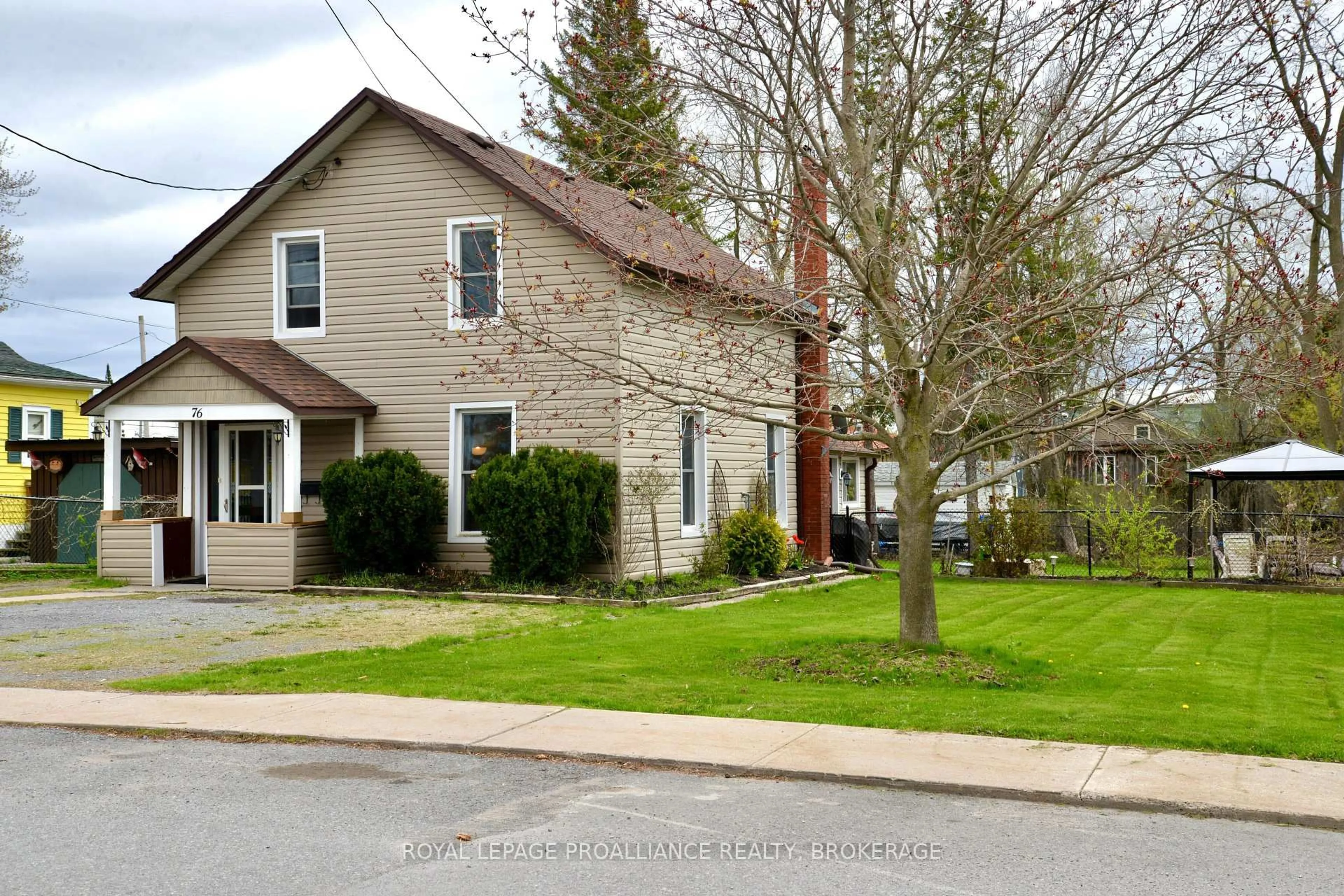 Unknown for 76 Graham St, Greater Napanee Ontario K7R 2J8