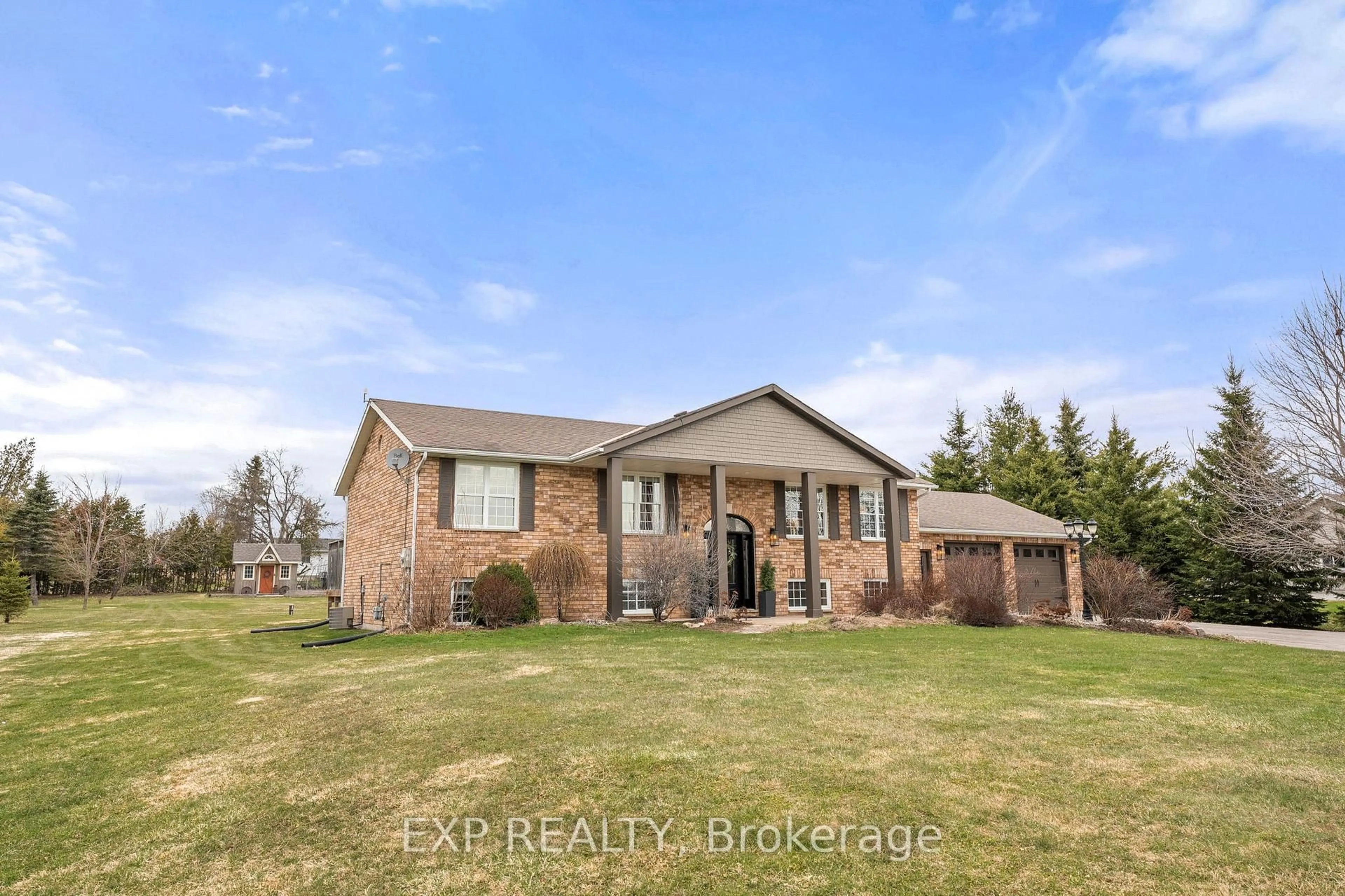 Home with brick exterior material, unknown for 35 Killdeer Dr, Kawartha Lakes Ontario K0L 2W0