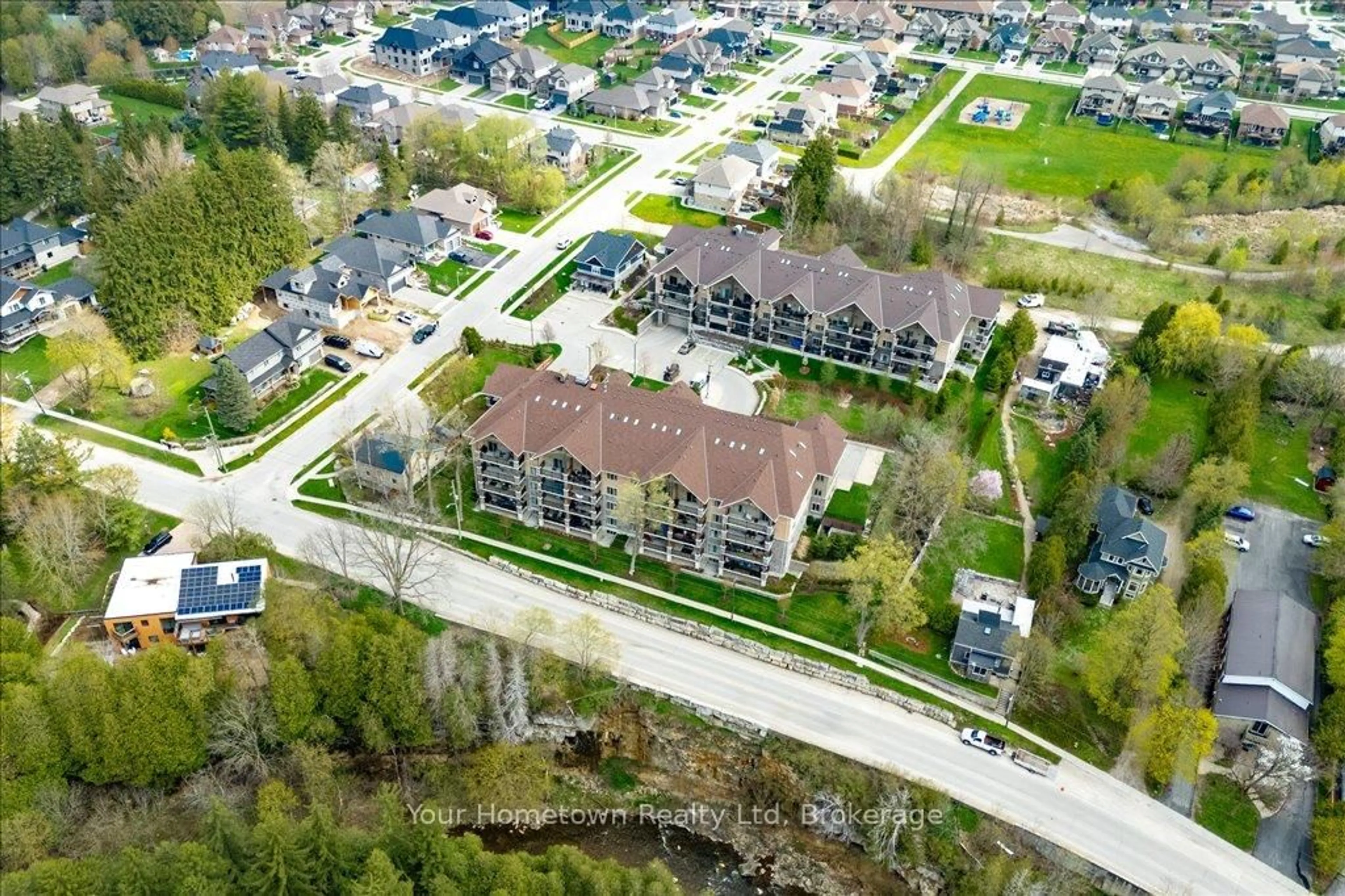 A pic from outside/outdoor area/front of a property/back of a property/a pic from drone, street for 27 Stumpf St #27B, Centre Wellington Ontario N0B 1S0
