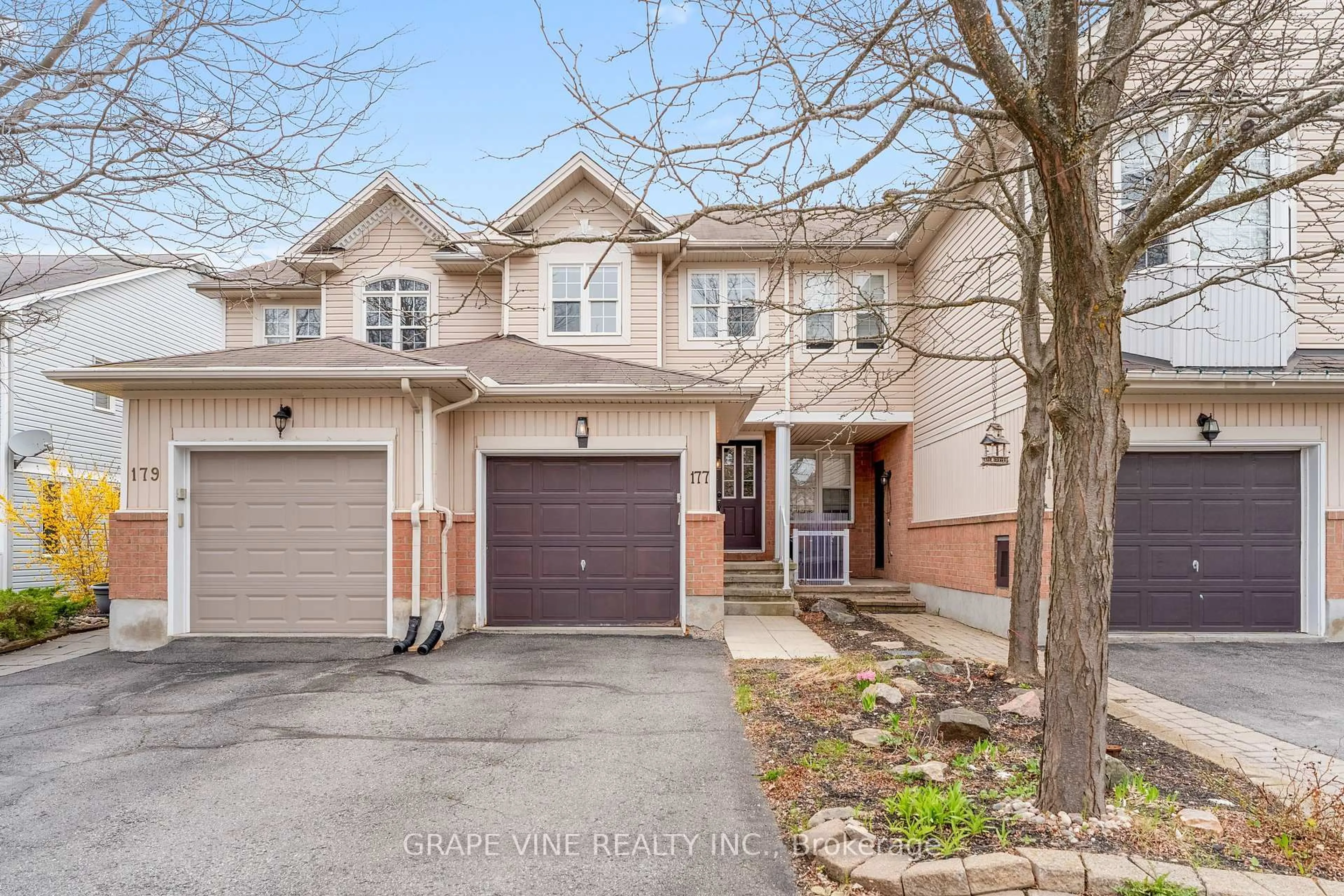 Unknown for 177 Kinross Private, Ottawa Ontario K2K 3P8