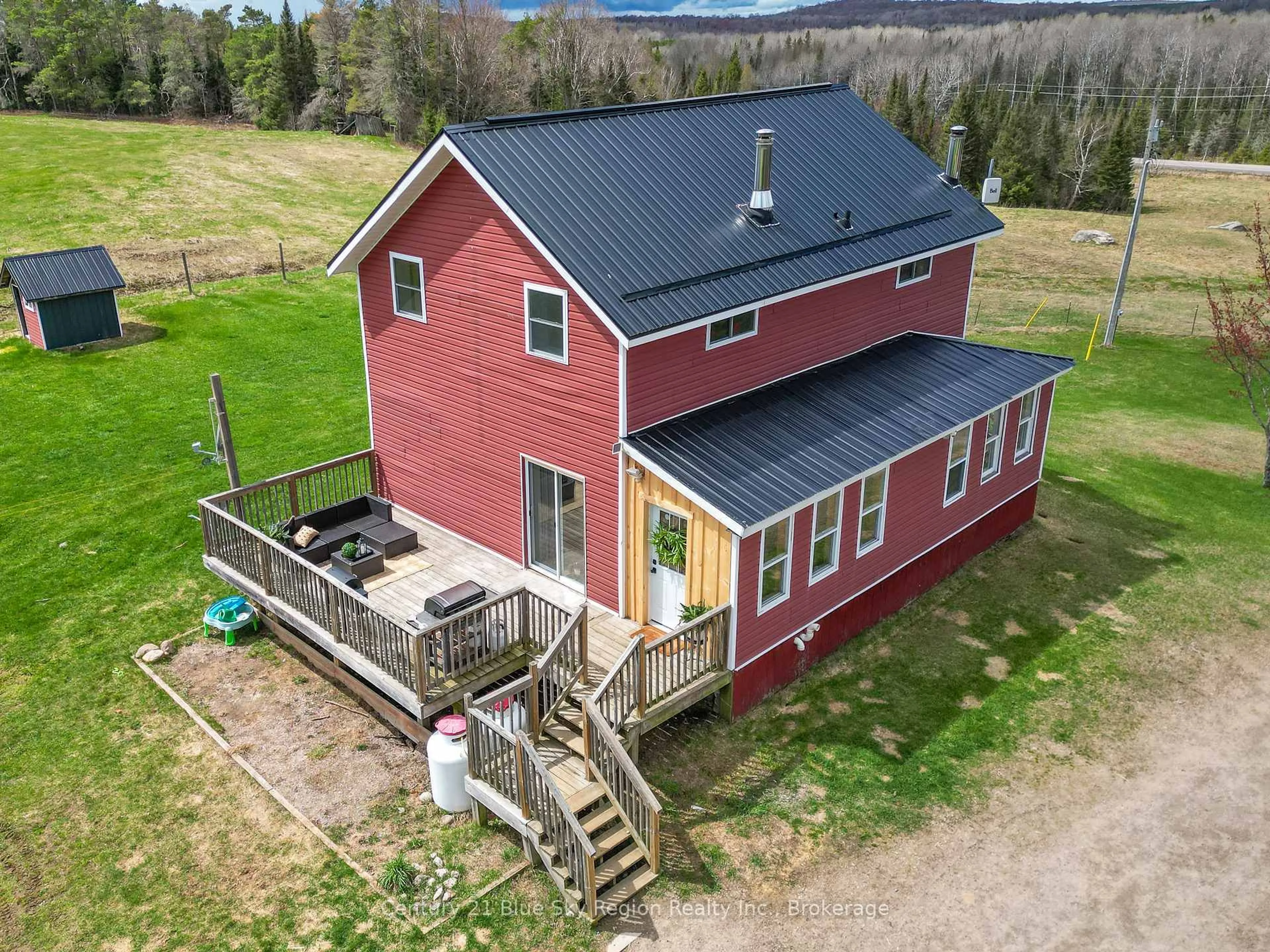 A pic from outside/outdoor area/front of a property/back of a property/a pic from drone, building for 1455 Highway 522 N/A, Nipissing Ontario P0H 2L0