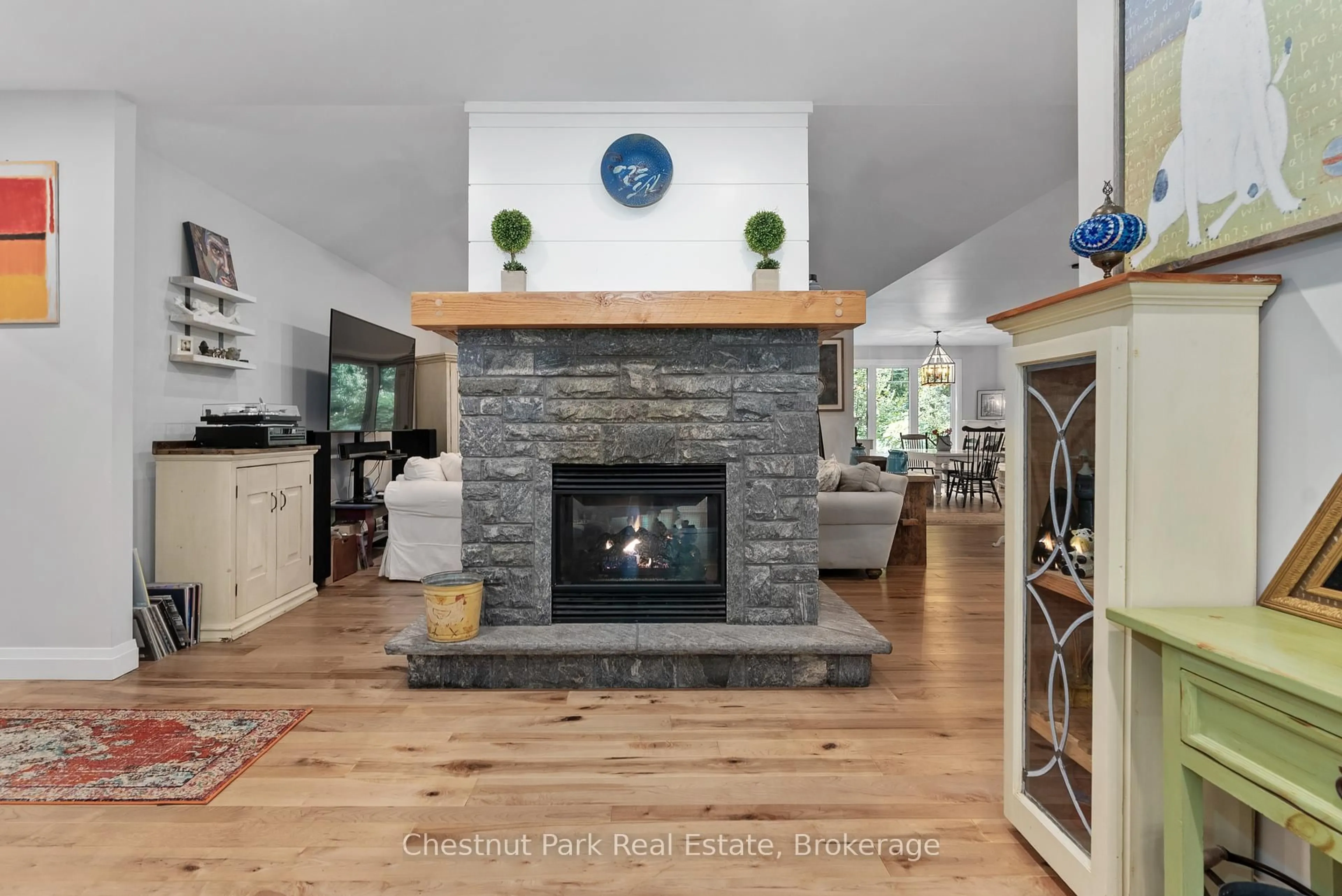 Open concept kitchen, ceramic/tile floor for 170 SPRINGFIELD Rd, Huntsville Ontario P1H 0H8
