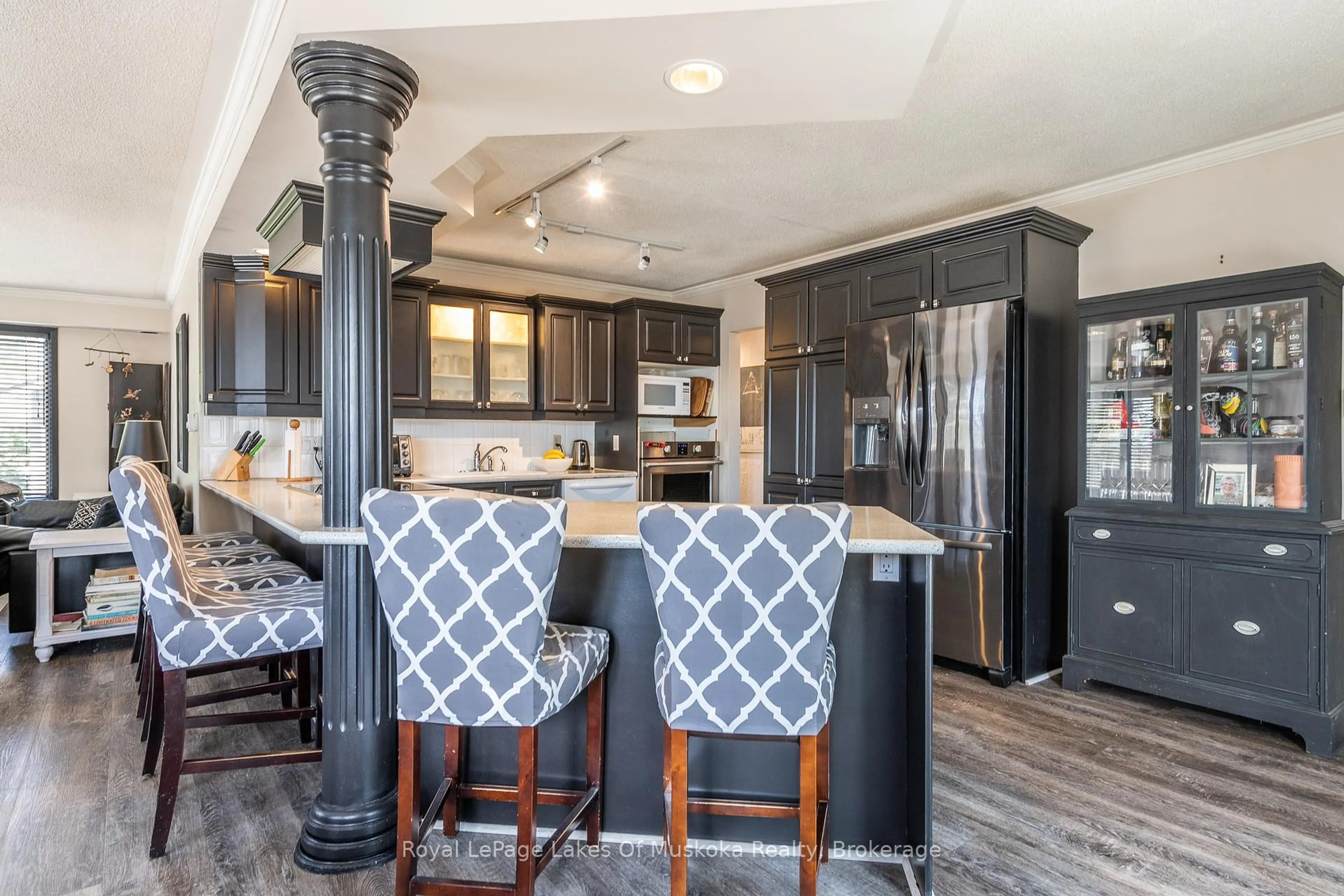 Open concept kitchen, ceramic/tile floor for 16 Cliff Ave, Huntsville Ontario P1H 1G4