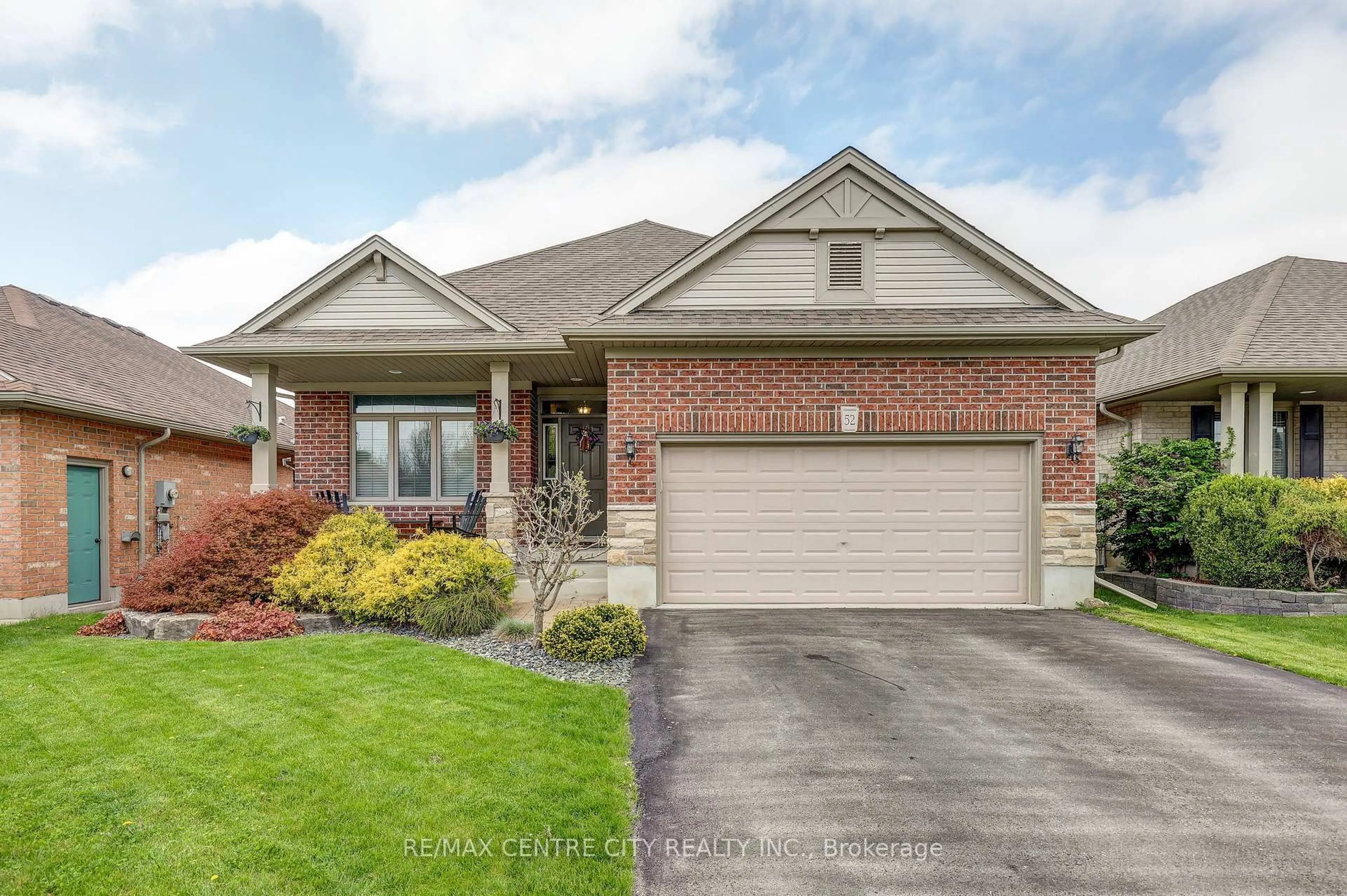 Home with brick exterior material, street for 52 Circlewood Dr, St. Thomas Ontario N5P 0A7