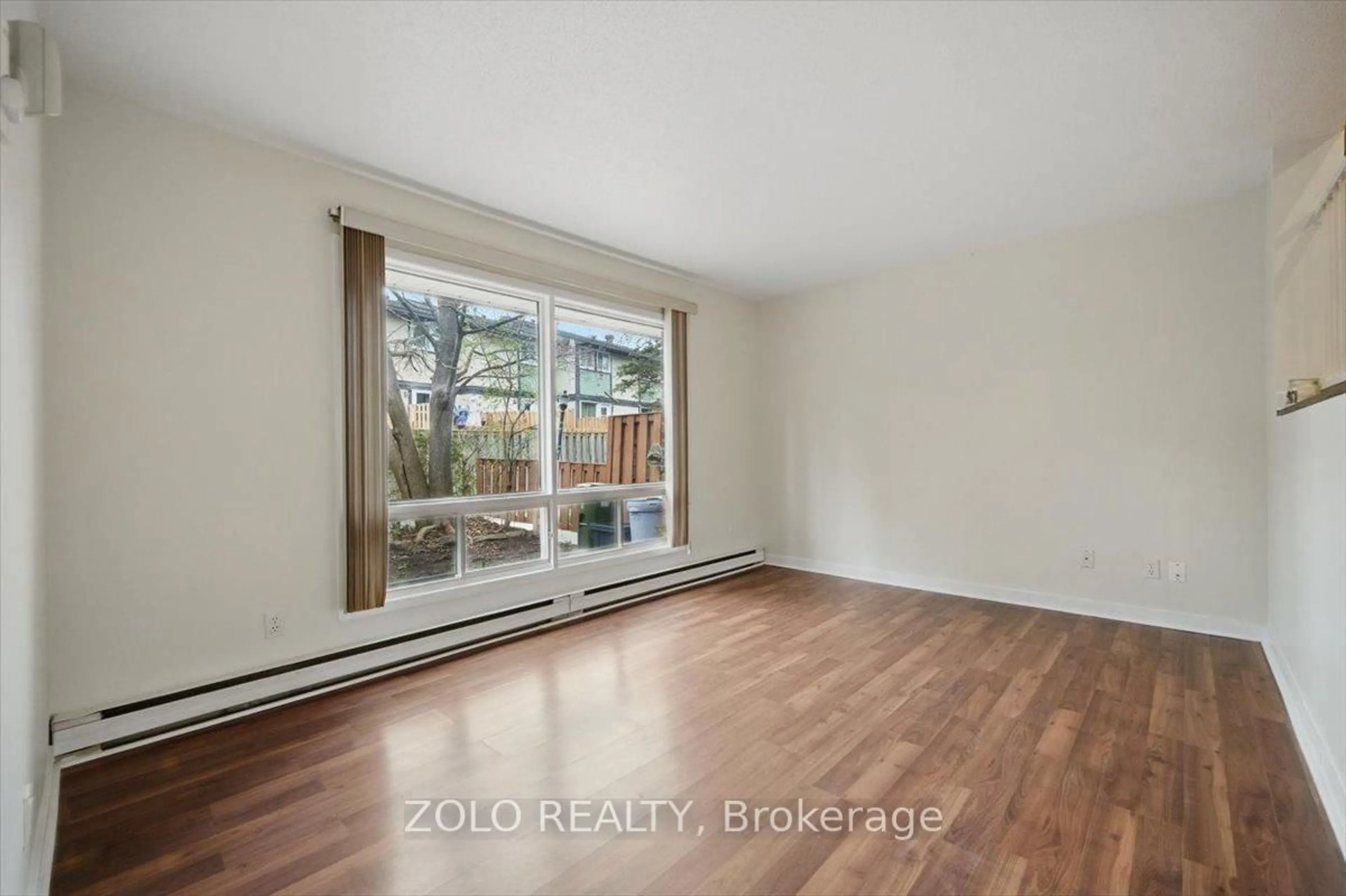 A pic of a room for 230 Royalton Private, Ottawa Ontario K1V 9S3