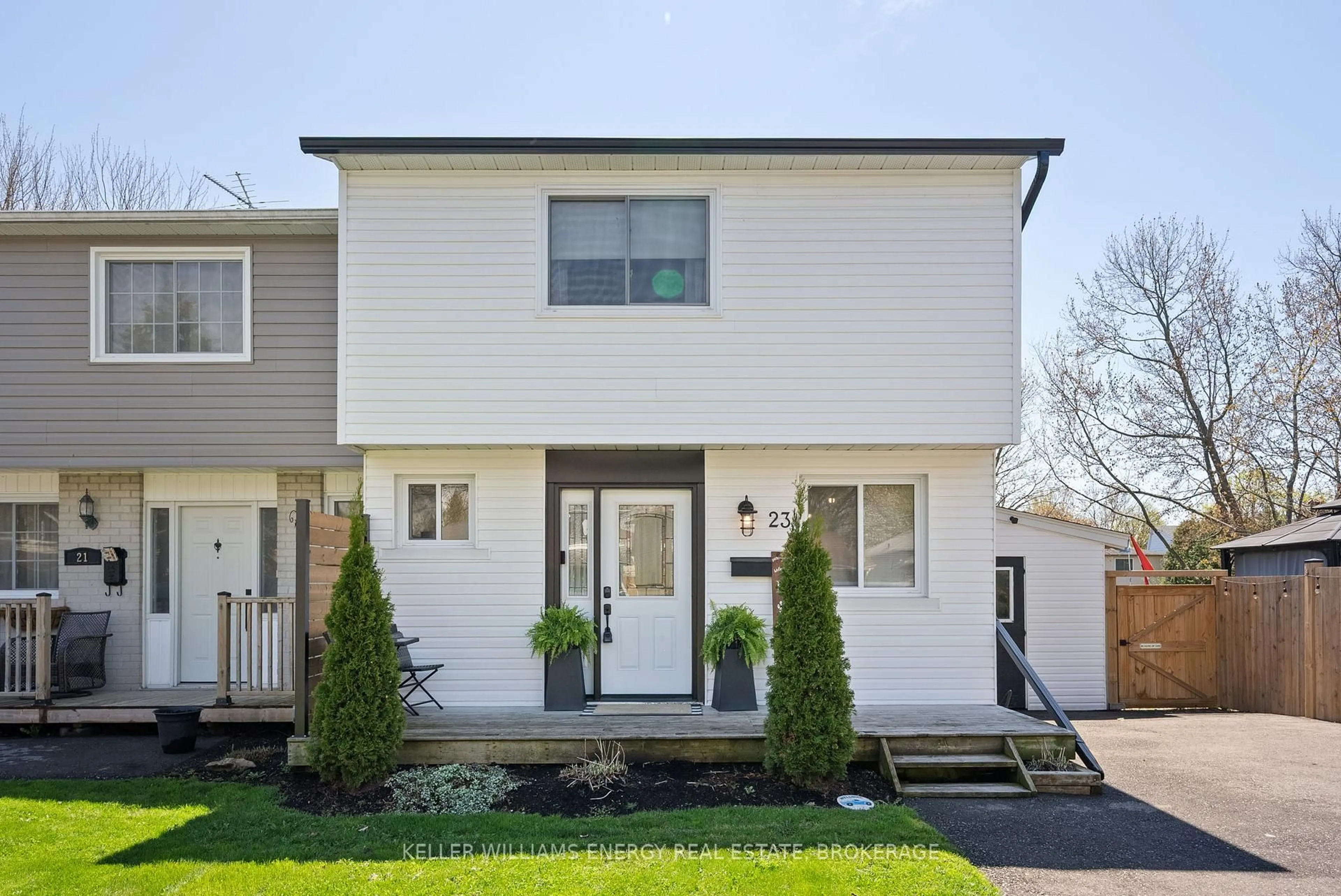 Home with vinyl exterior material, street for 23 Stanley Dr, Port Hope Ontario L1A 3W7