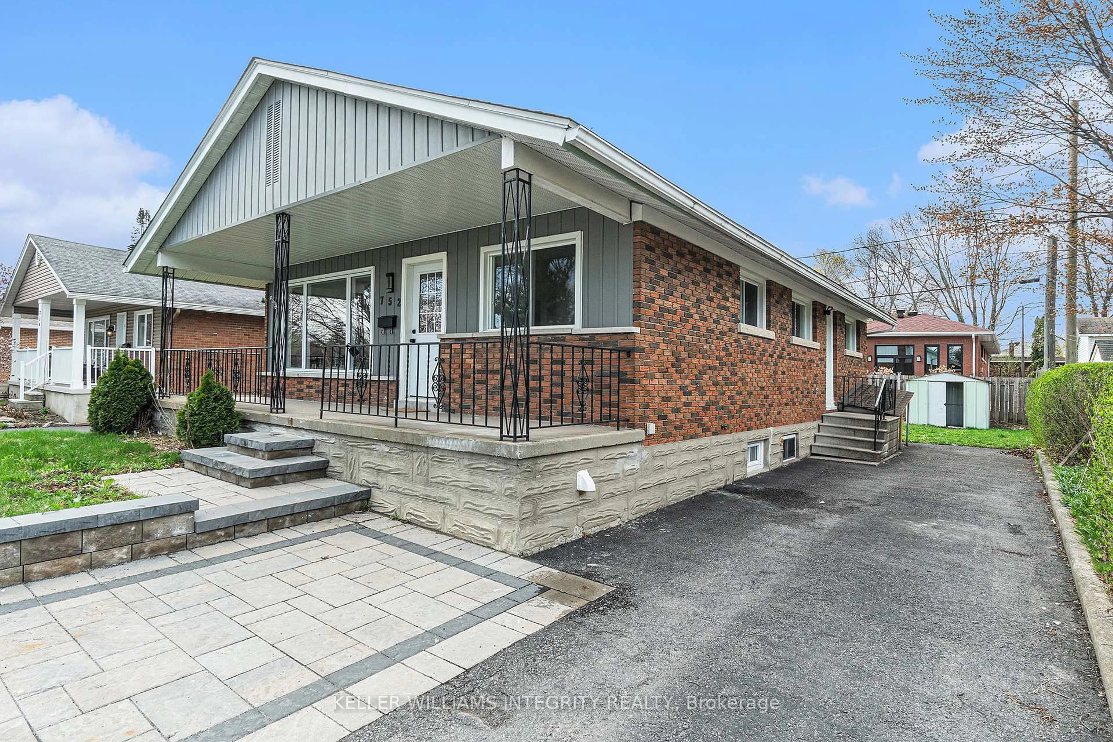 Home with brick exterior material, street for 752 Dickens Ave, Ottawa Ontario K1G 2X8