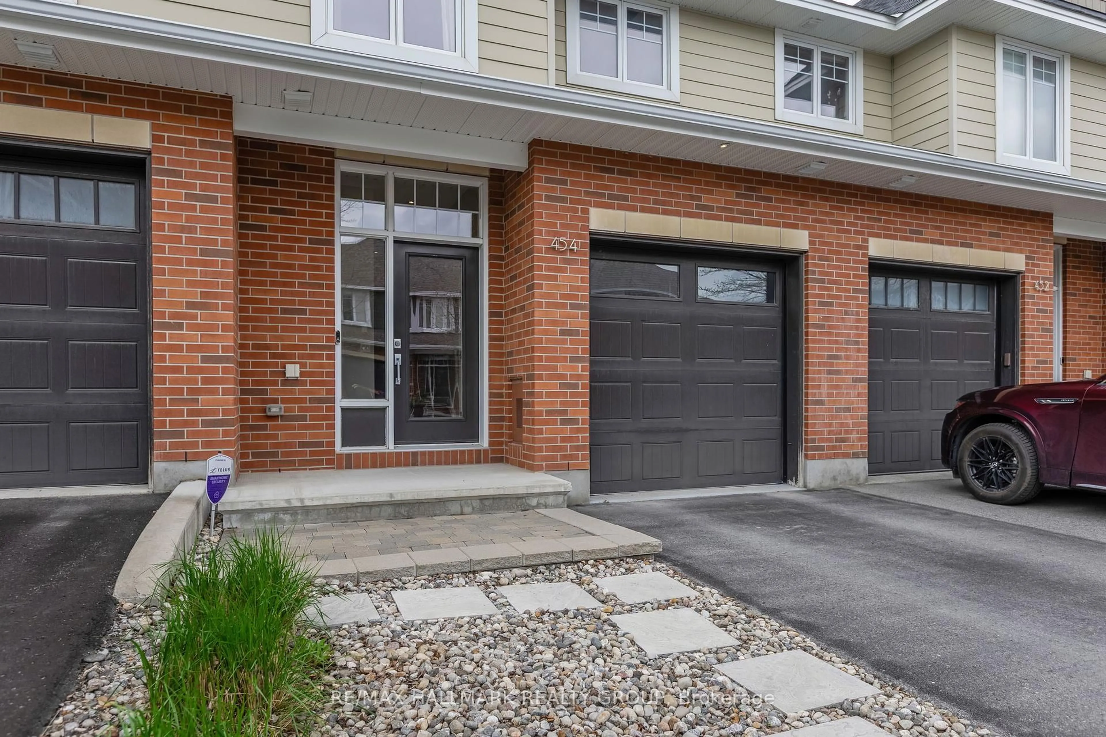 Home with brick exterior material, street for 454 Kilspindie Rdge, Ottawa Ontario K2J 5M8