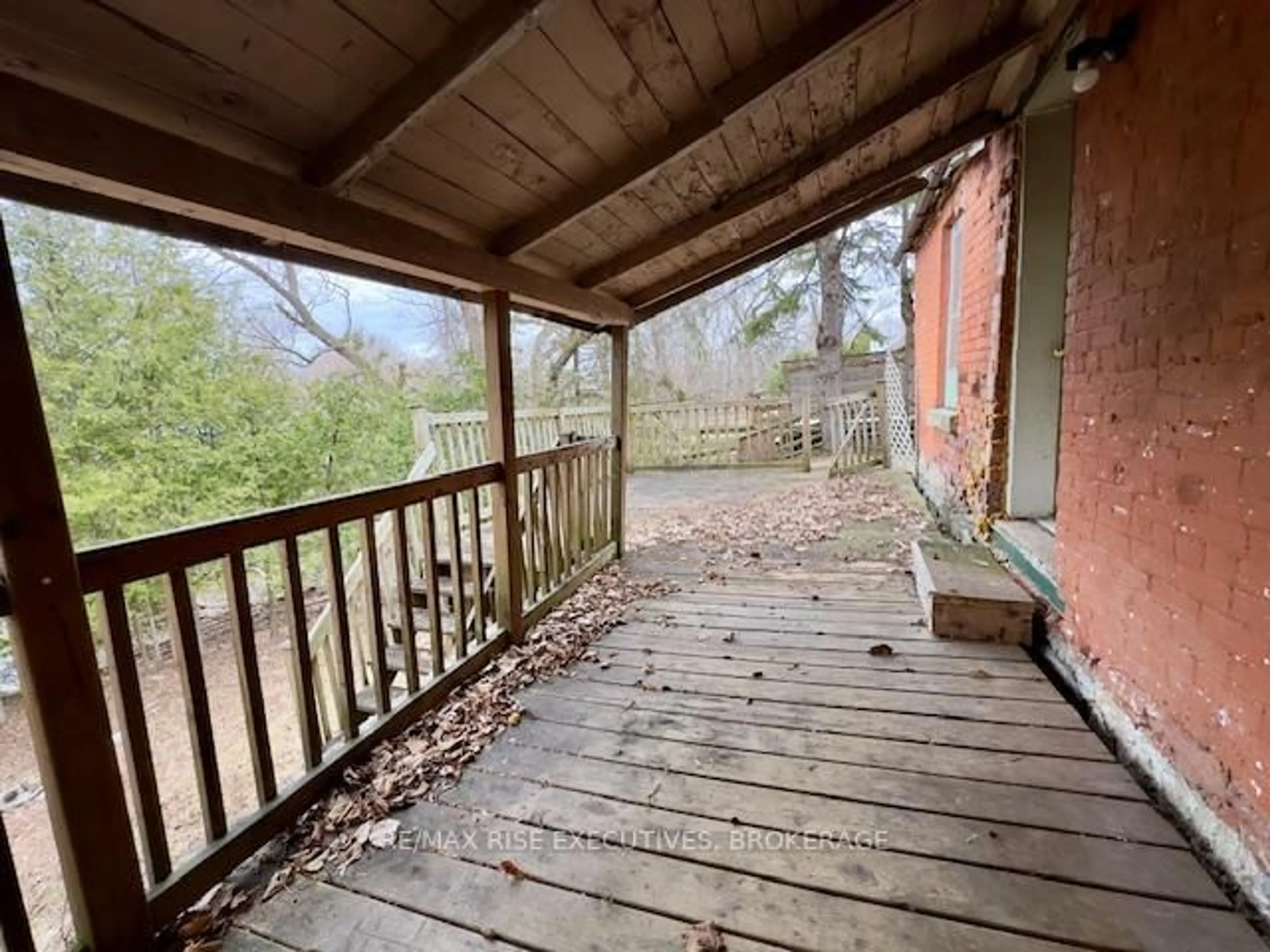Patio, unknown for 473 Raglan St, Renfrew Ontario K7V 1R9