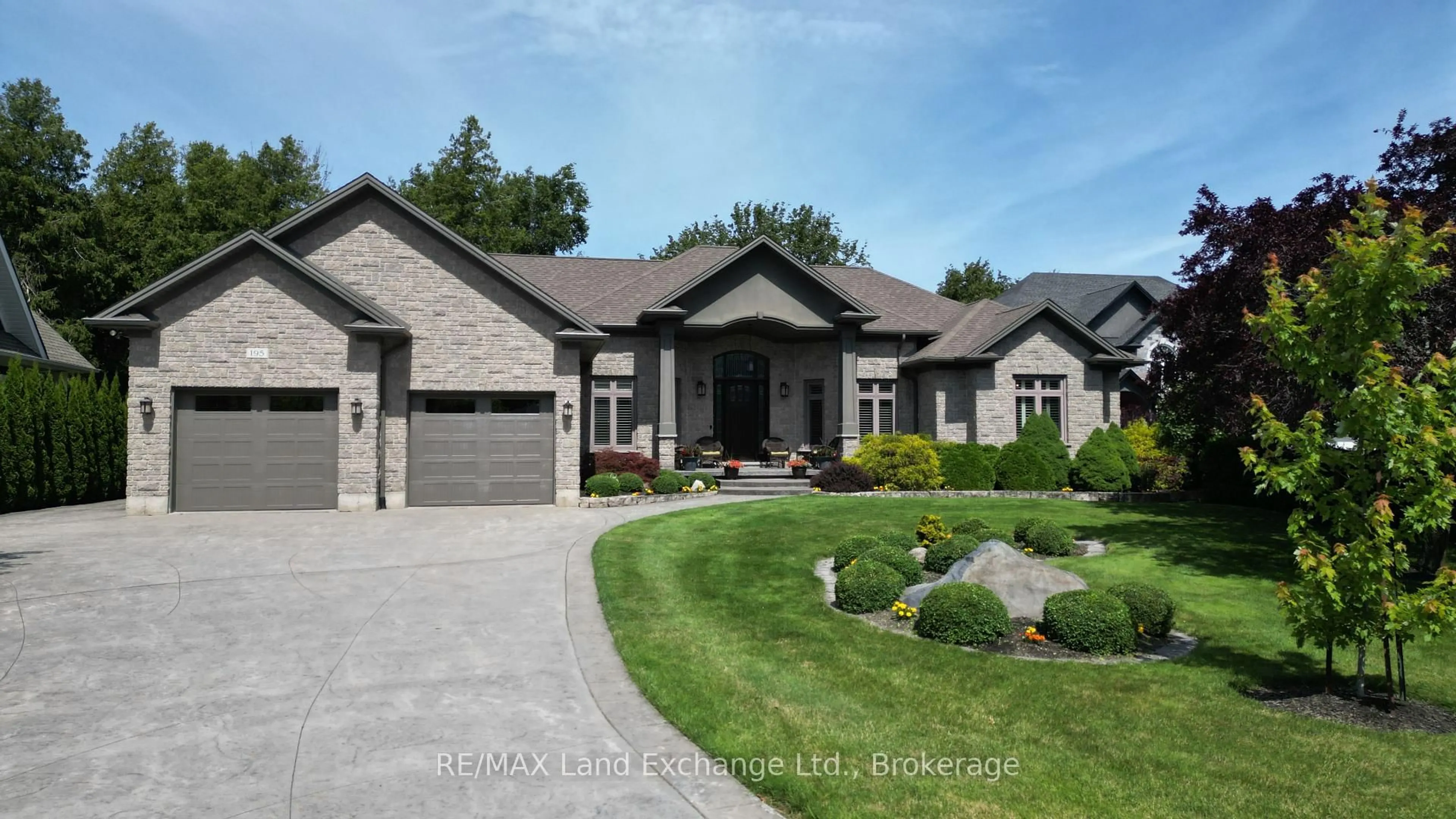 Home with brick exterior material, street for 195 Birchwood Ave, Kincardine Ontario N0G 2T0