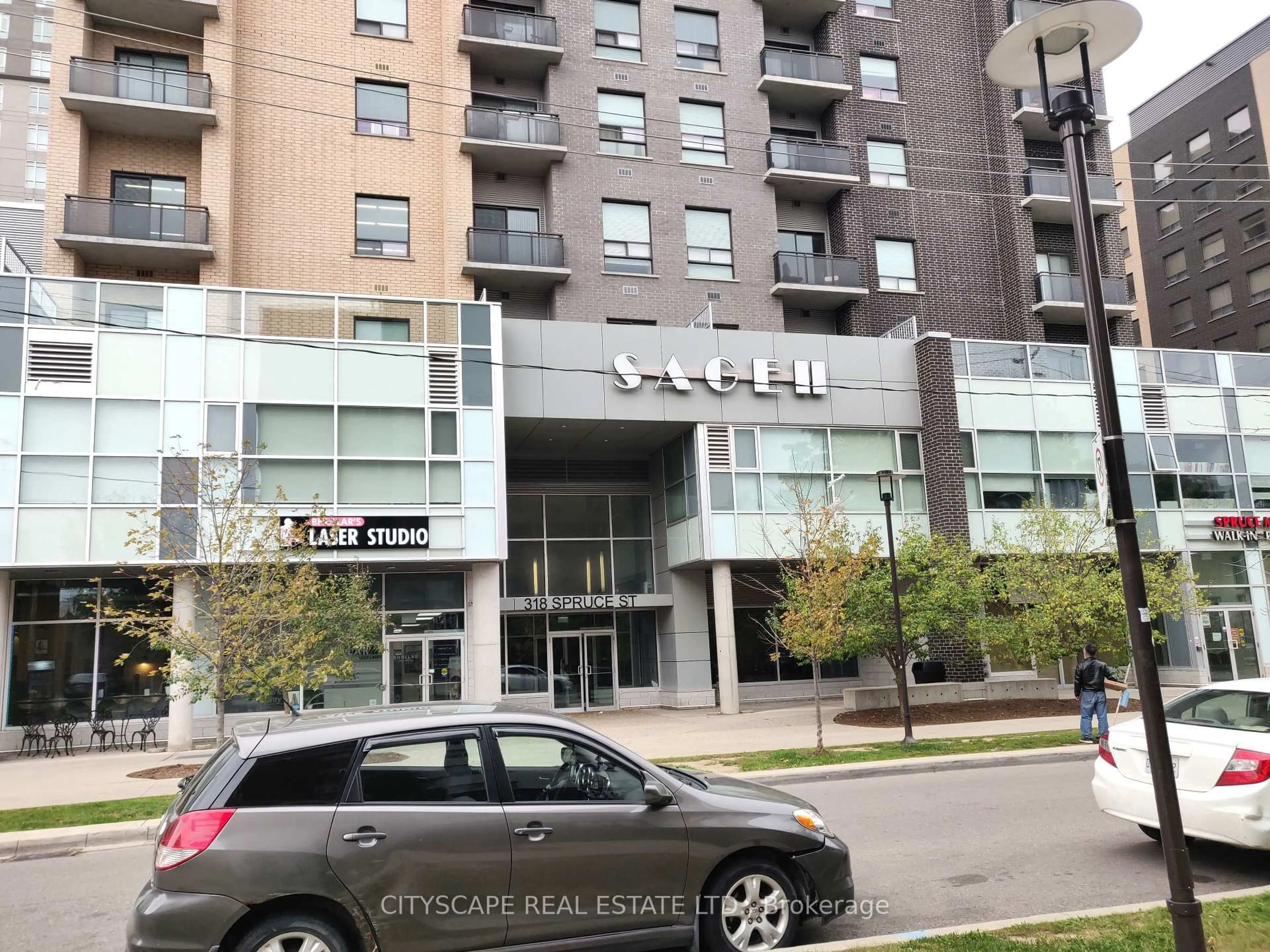 Indoor foyer for 318 Spruce St #217, Waterloo Ontario N2L 3M7