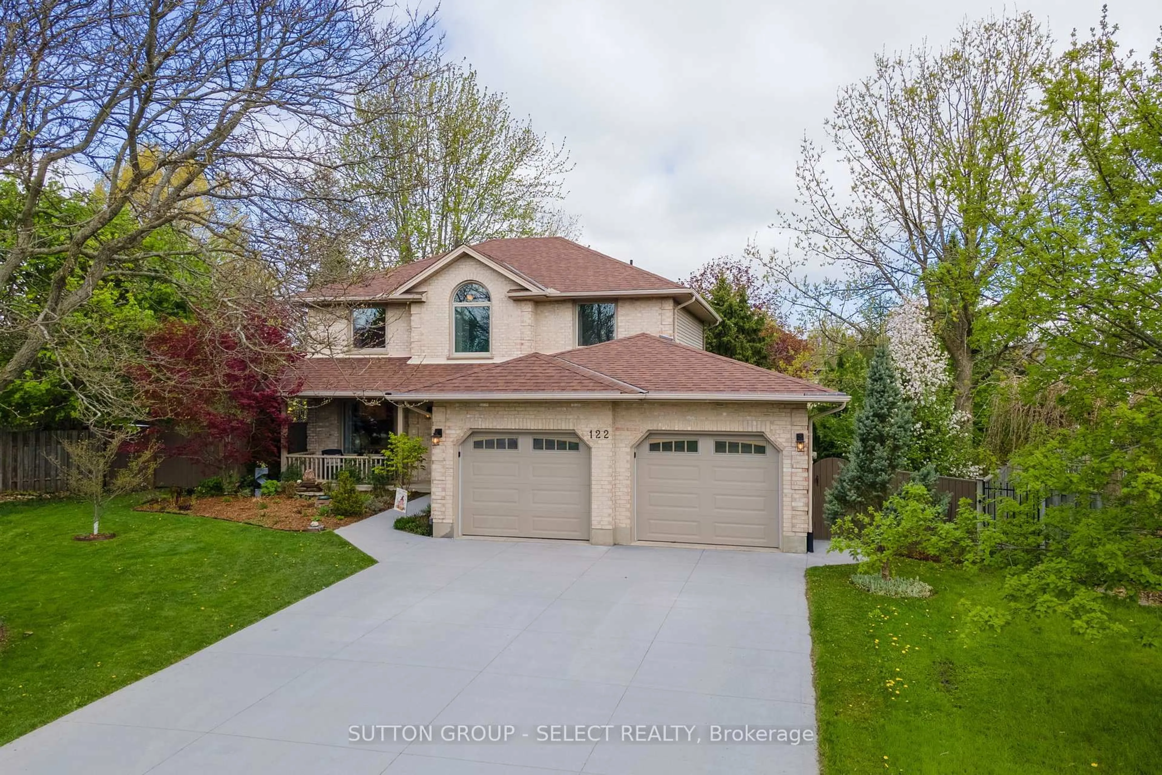 Unknown for 122 MORAINE Crt, London North Ontario N6G 4Z2