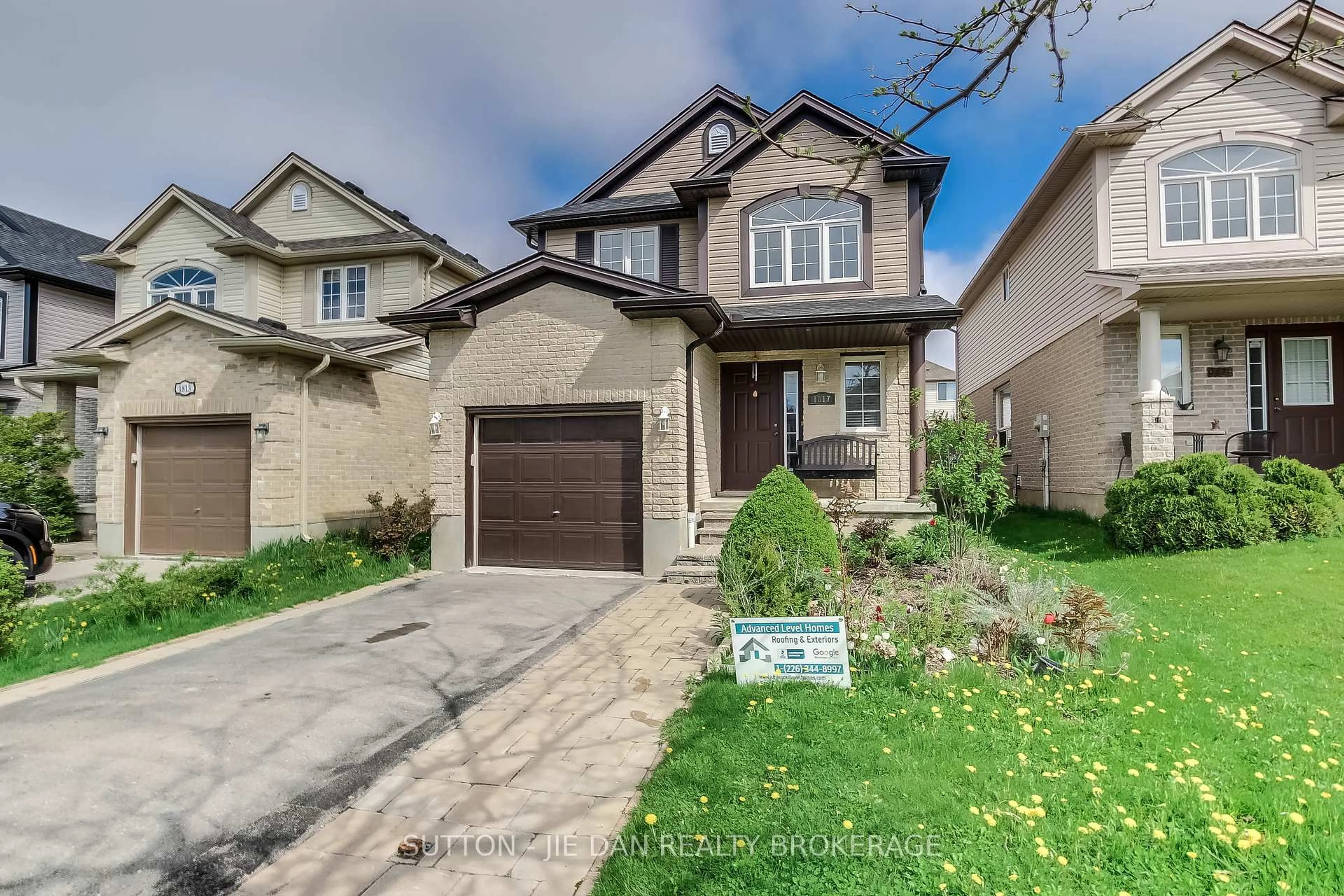 Home with brick exterior material, street for 1817 MICKLEBOROUGH Dr, London North Ontario N6G 5R4