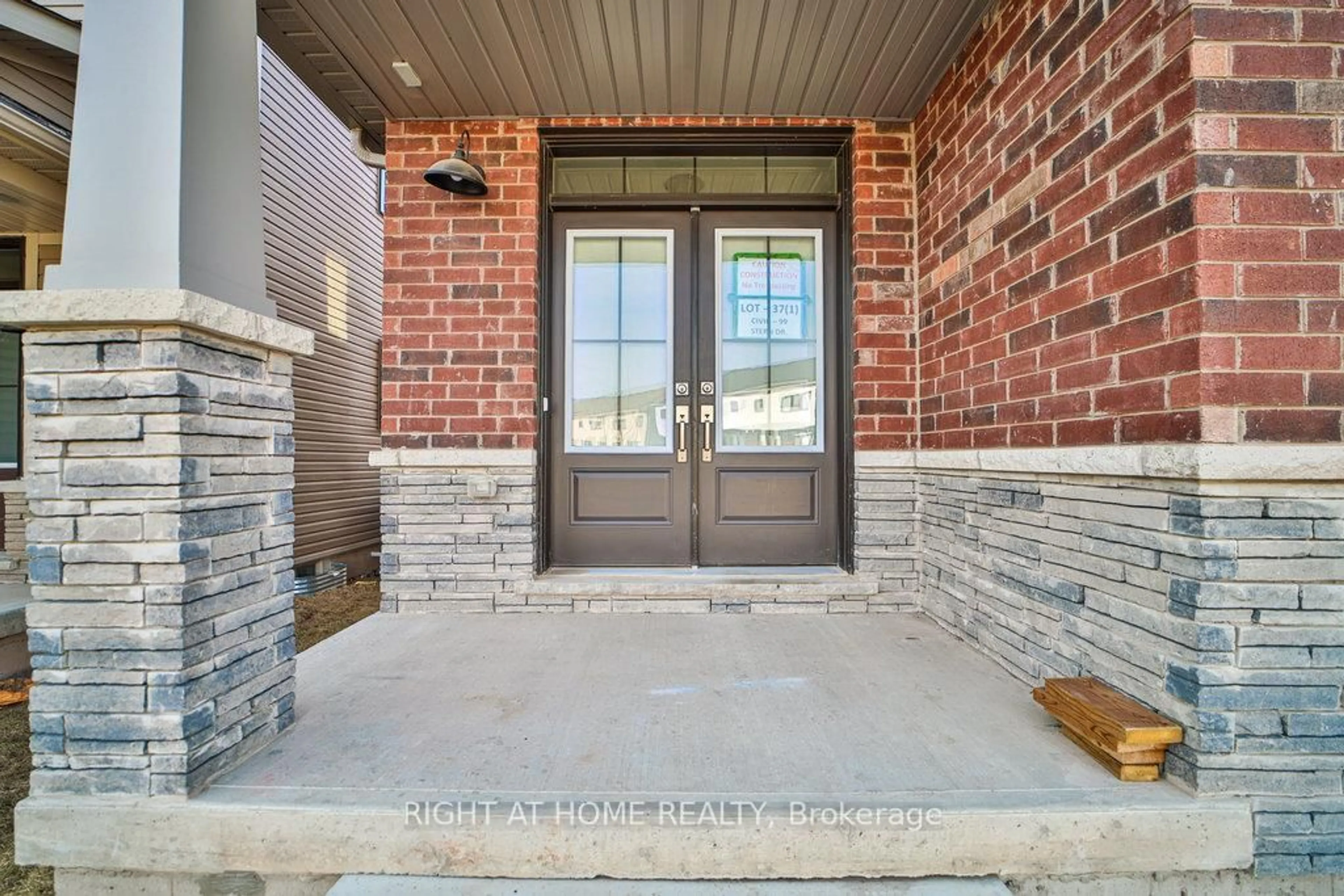 Home with brick exterior material, street for 99 Stern Dr, Welland Ontario L3B 0M2