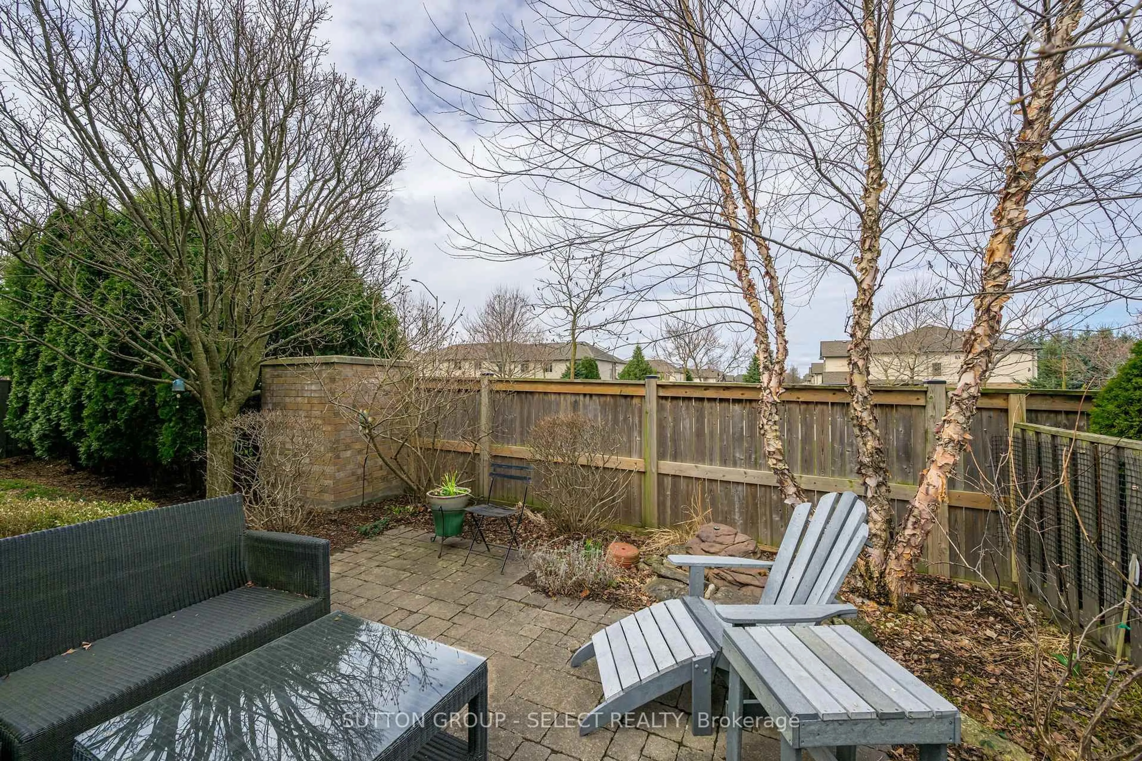 Patio, unknown for 1630 Shore Rd #38, London South Ontario N6K 5B9
