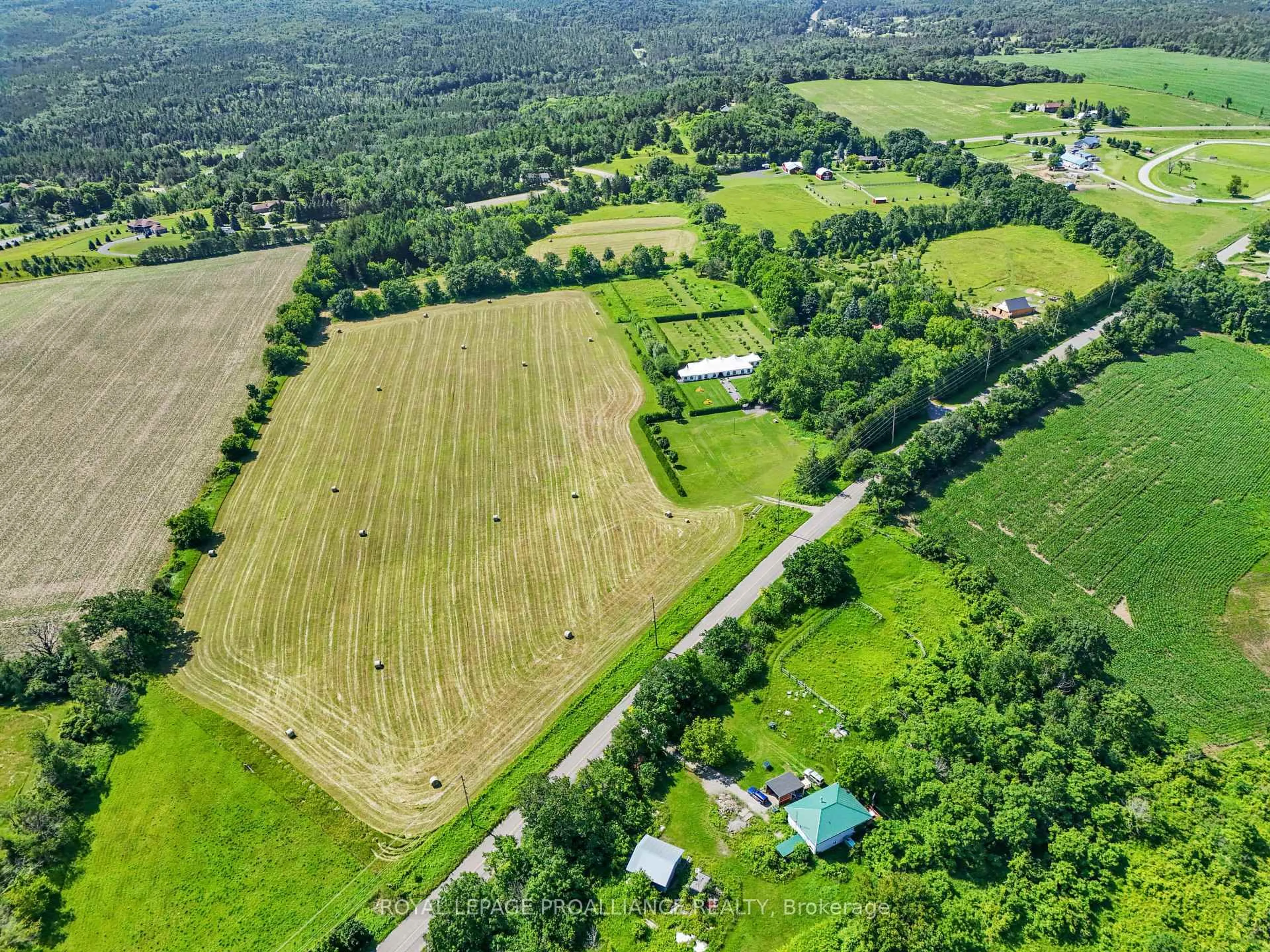 A pic from outside/outdoor area/front of a property/back of a property/a pic from drone, unknown for 1521 Bowmanton Rd, Alnwick/Haldimand Ontario K0K 2X0
