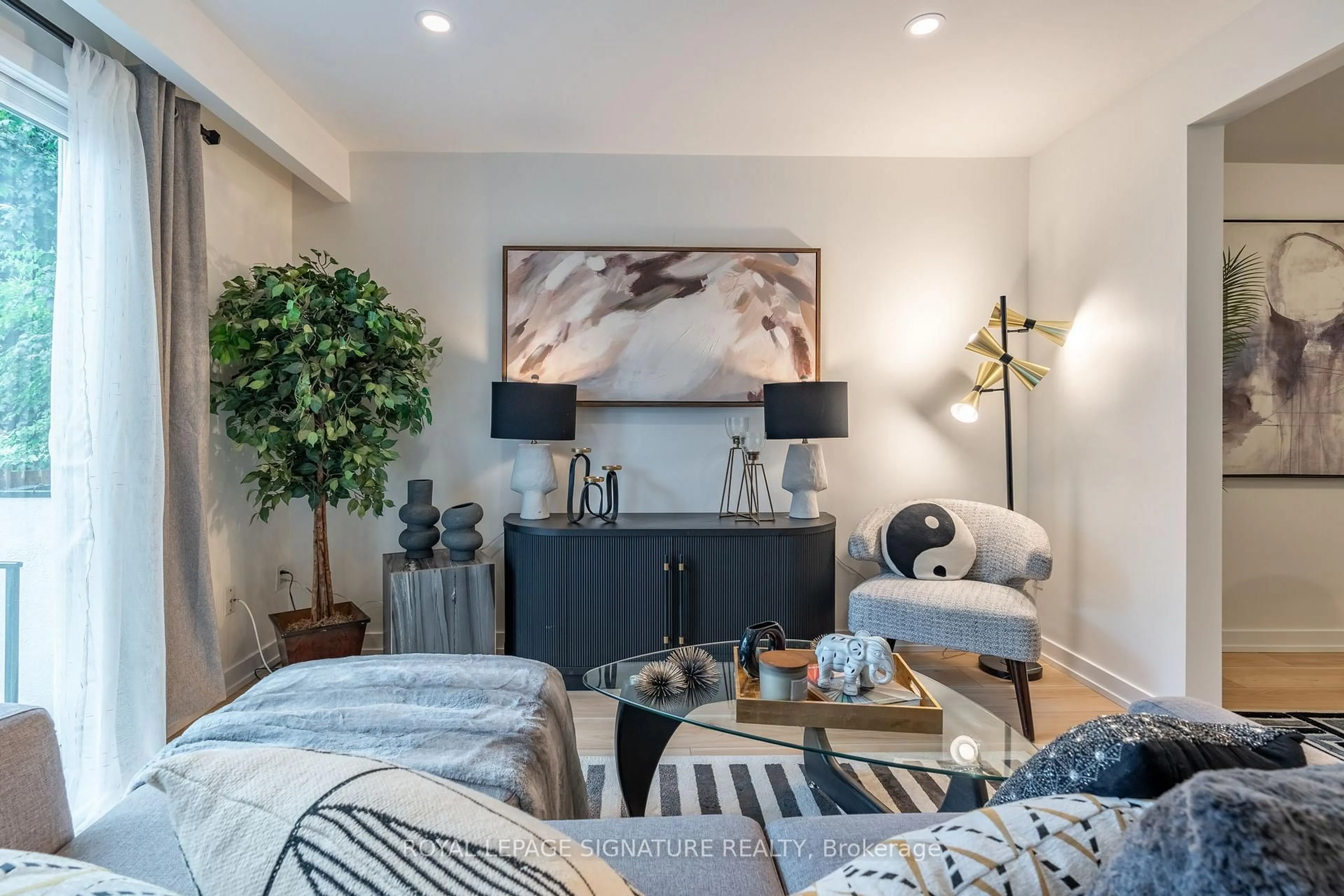 Living room with furniture, unknown for 28 Woodman Dr, Hamilton Ontario L8H 2M5