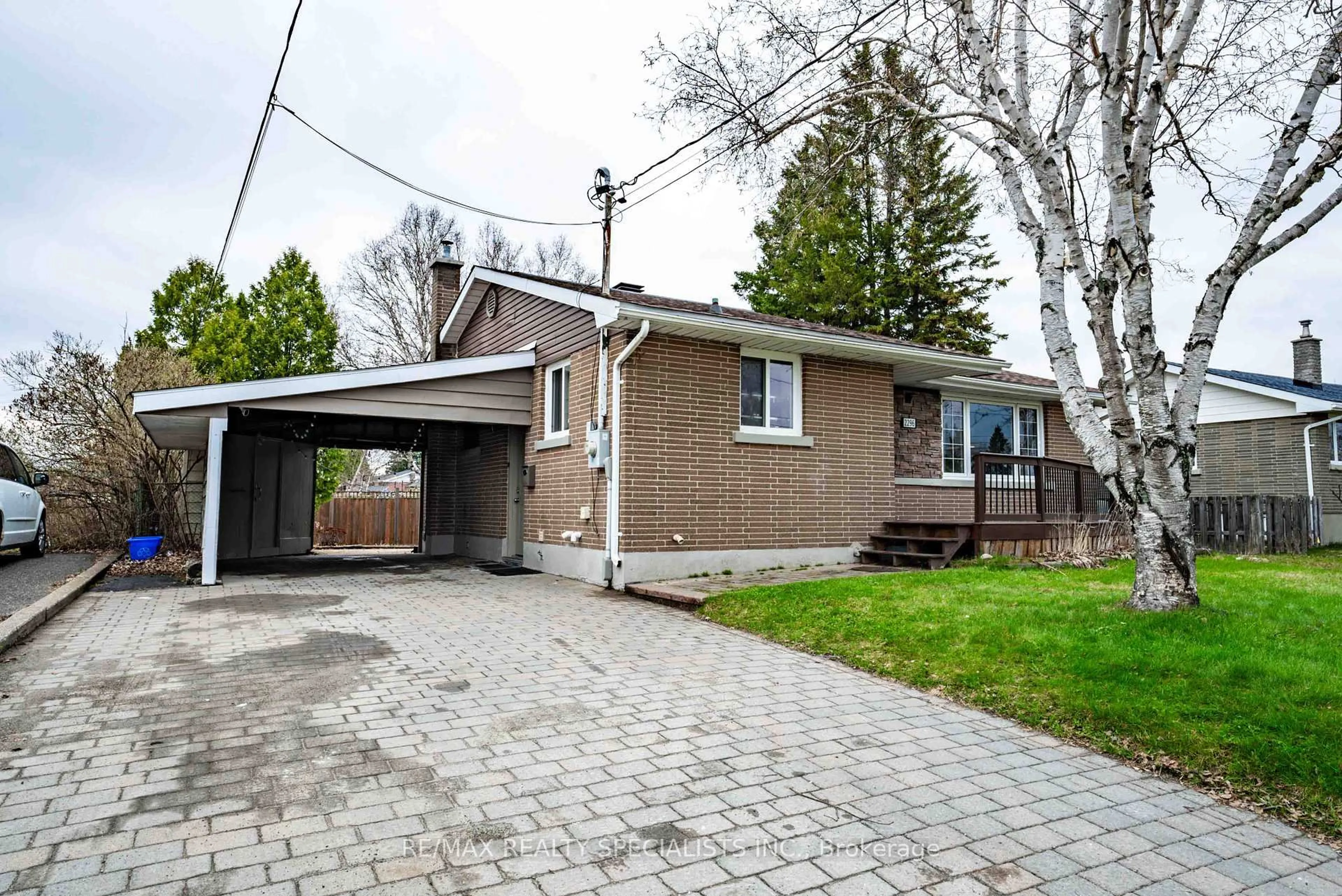 Home with brick exterior material, street for 2296 Madison Ave, Greater Sudbury Ontario P3A 2R3