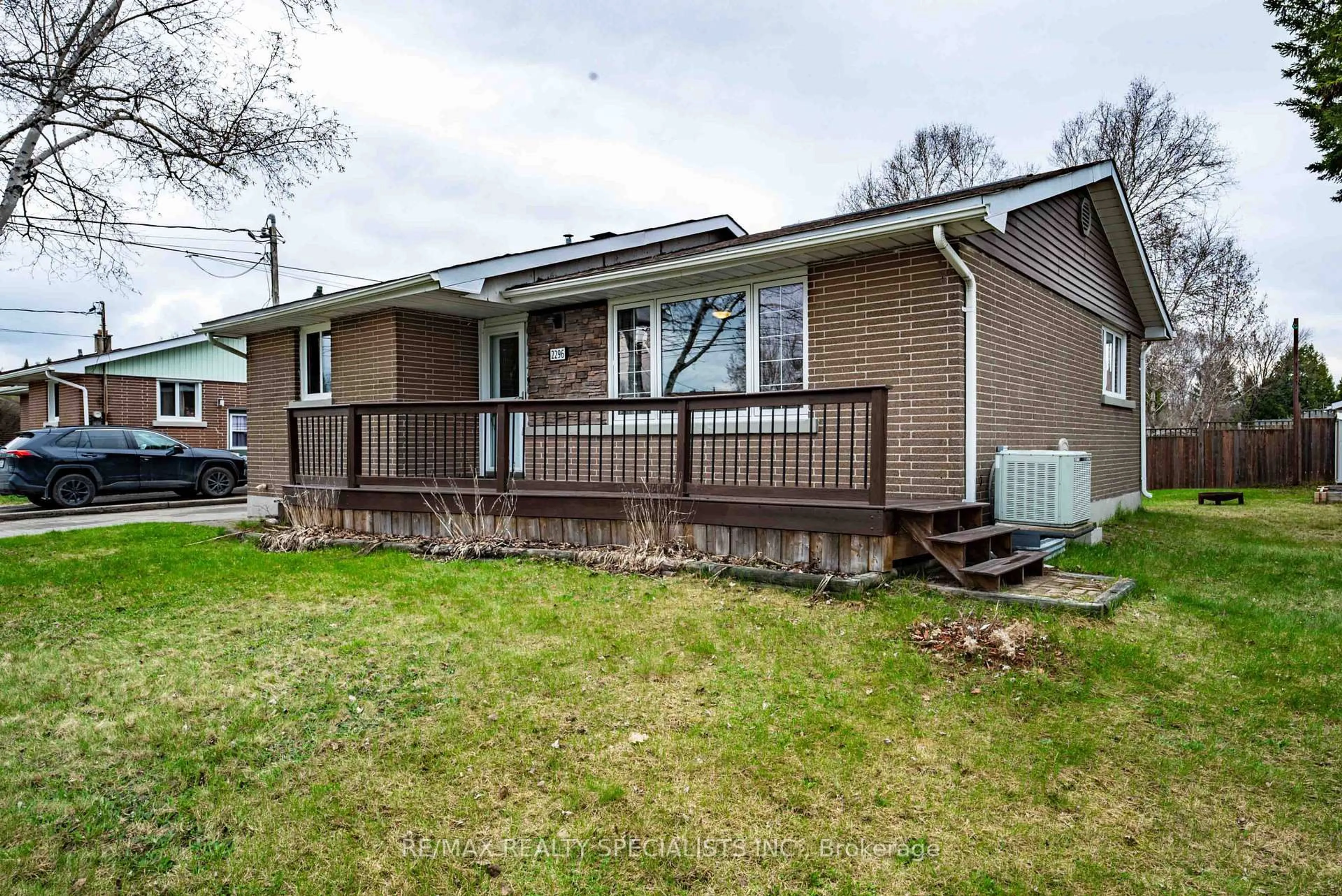 Unknown for 2296 Madison Ave, Greater Sudbury Ontario P3A 2R3