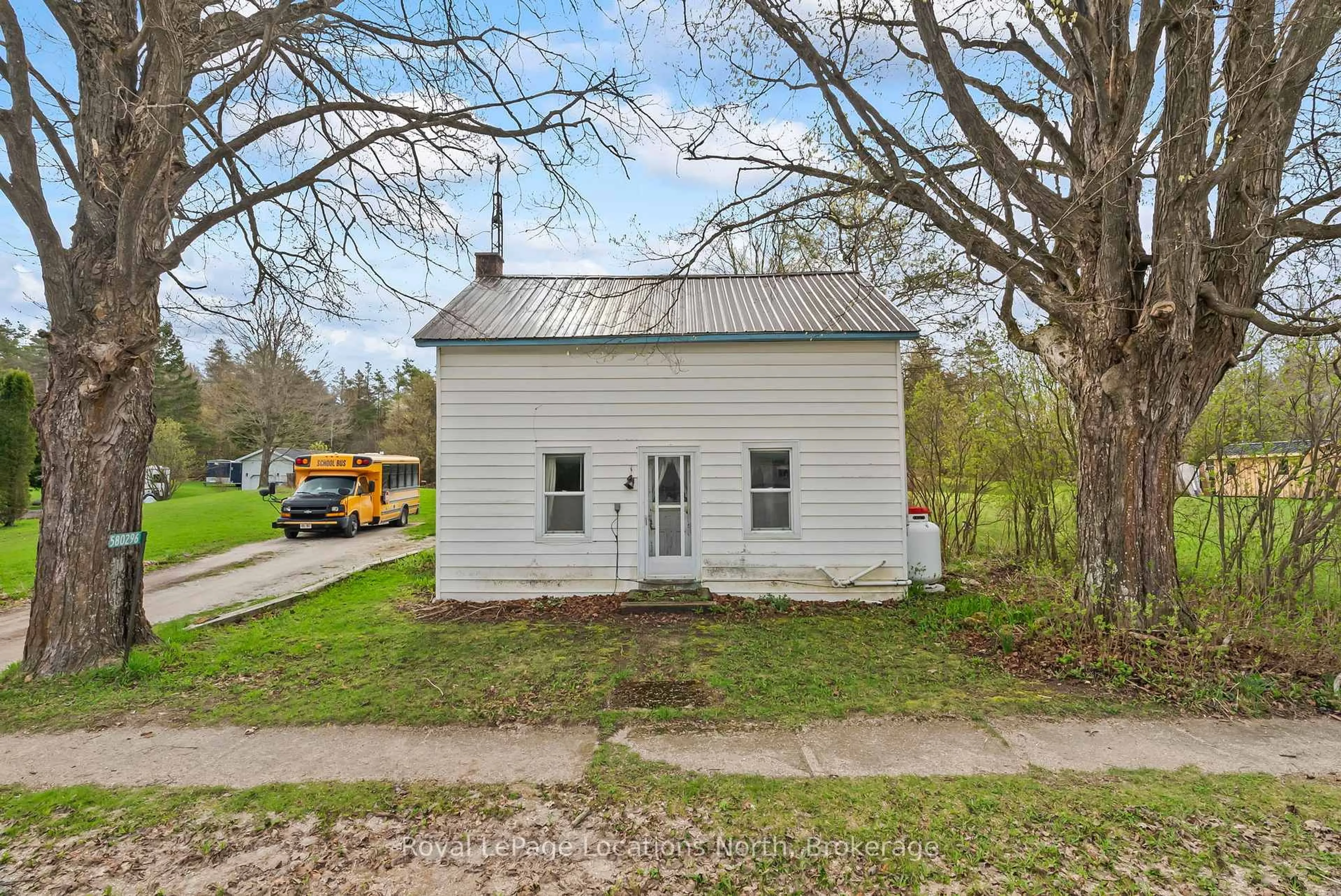 Shed for 580296 Sideroad 60 N/A, Chatsworth Ontario N0H 1C0