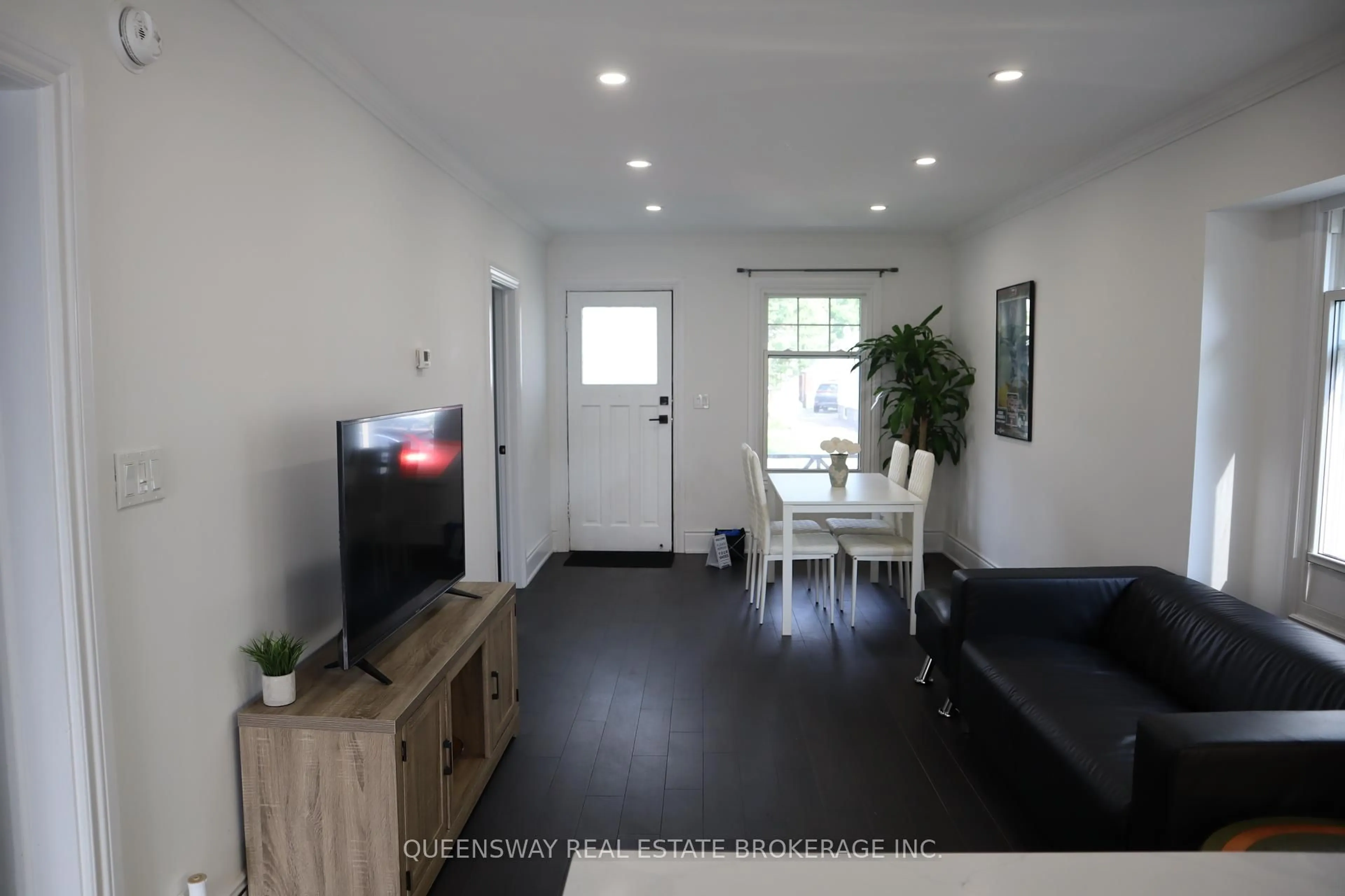 Unknown for 223 Tolton Ave, Hamilton Ontario L8H 5P2